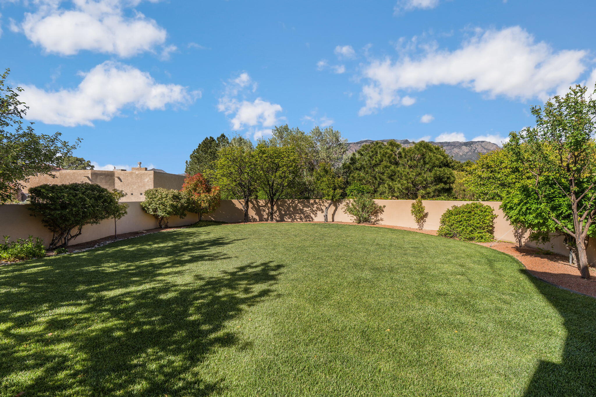 11009 San Francisco Road NE
