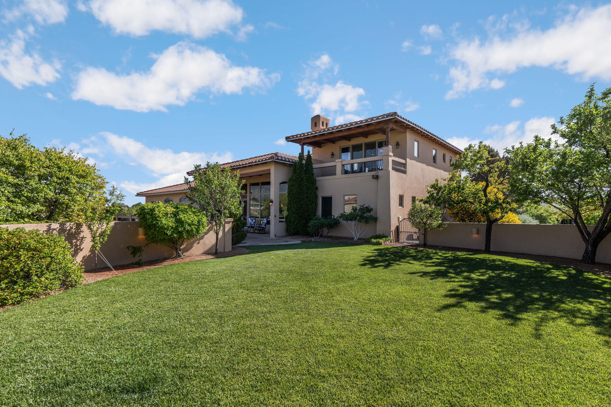 11009 San Francisco Road NE