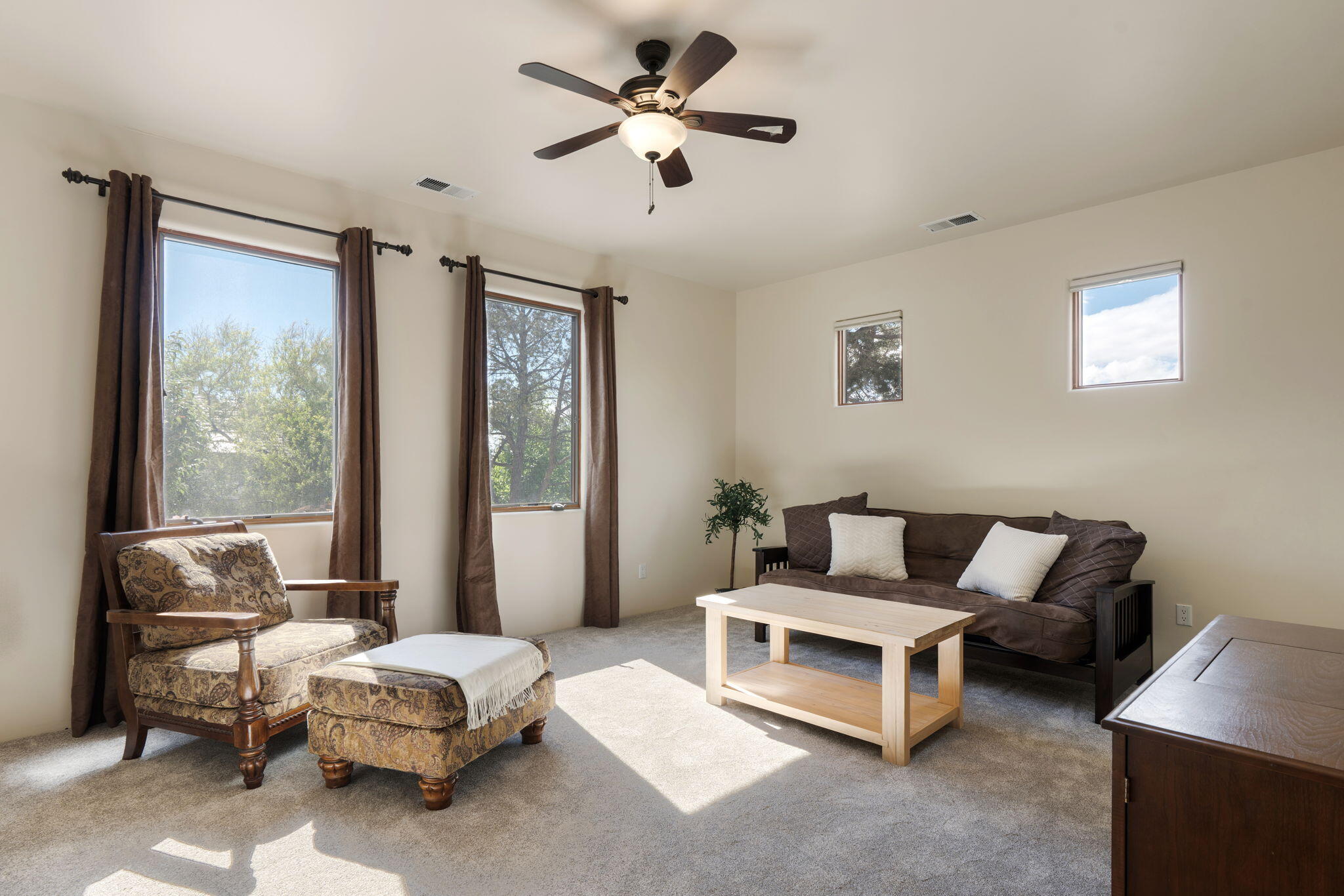 11009 San Francisco Road NE