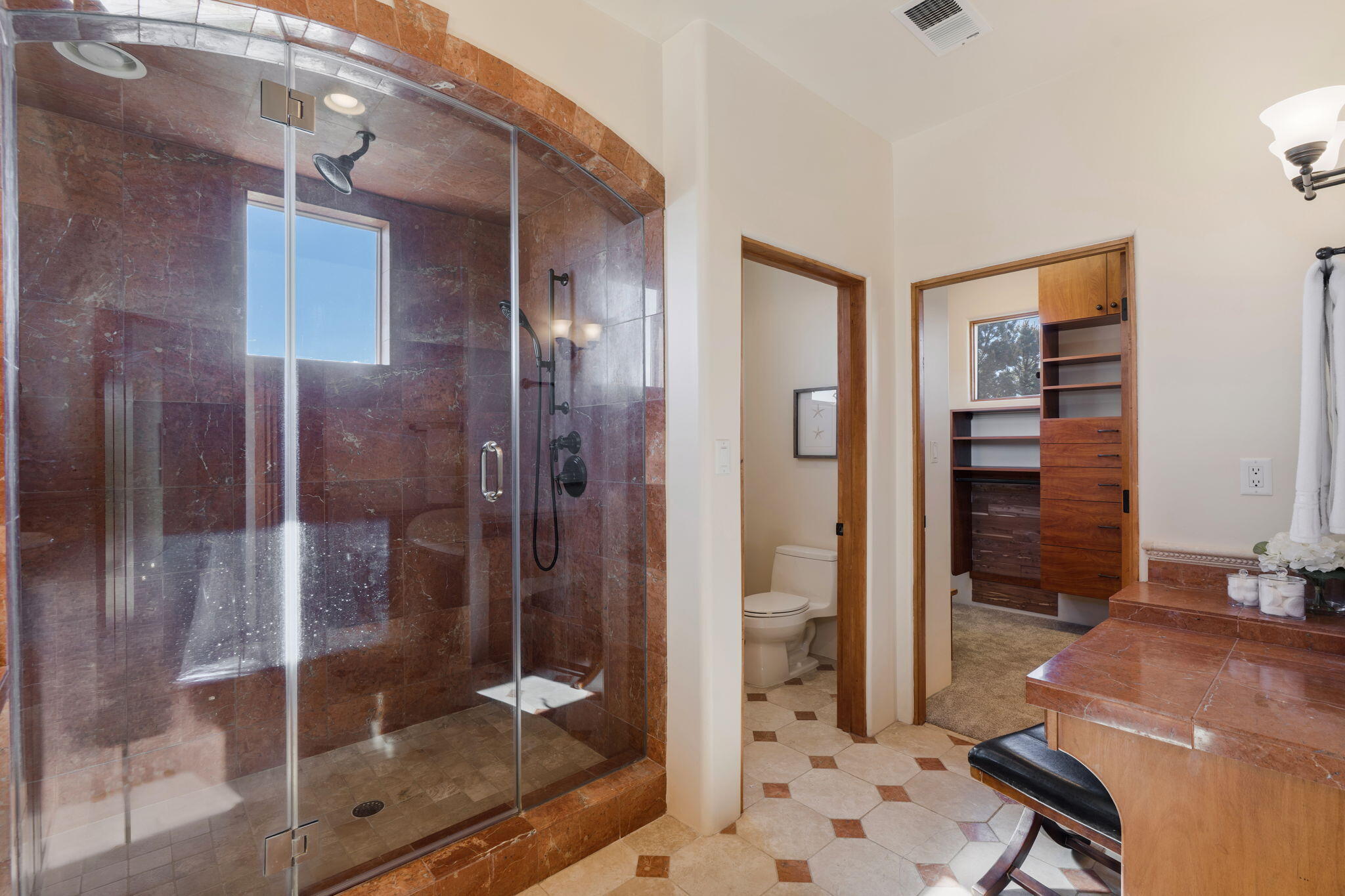 11009 San Francisco Road NE