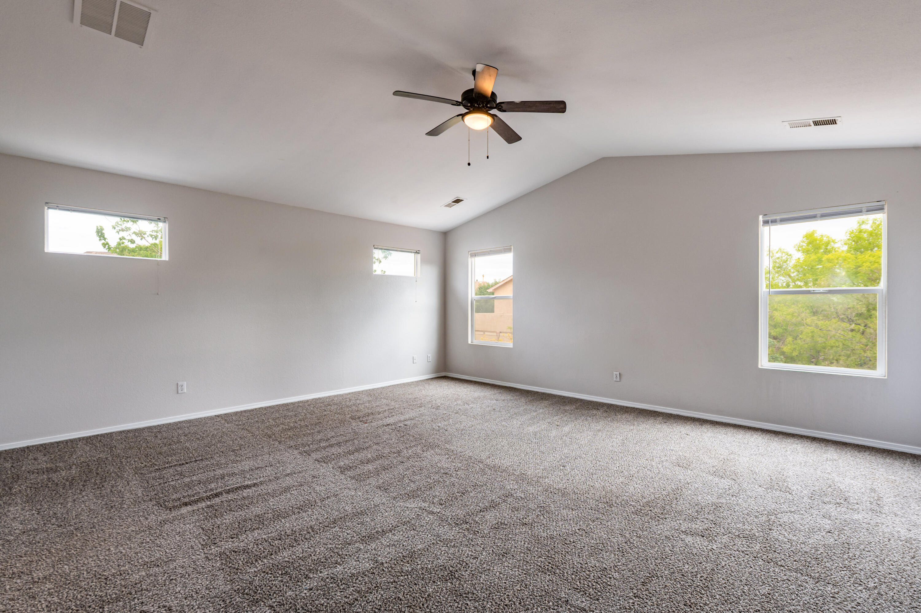 7801 Chaco Mesa Loop NW