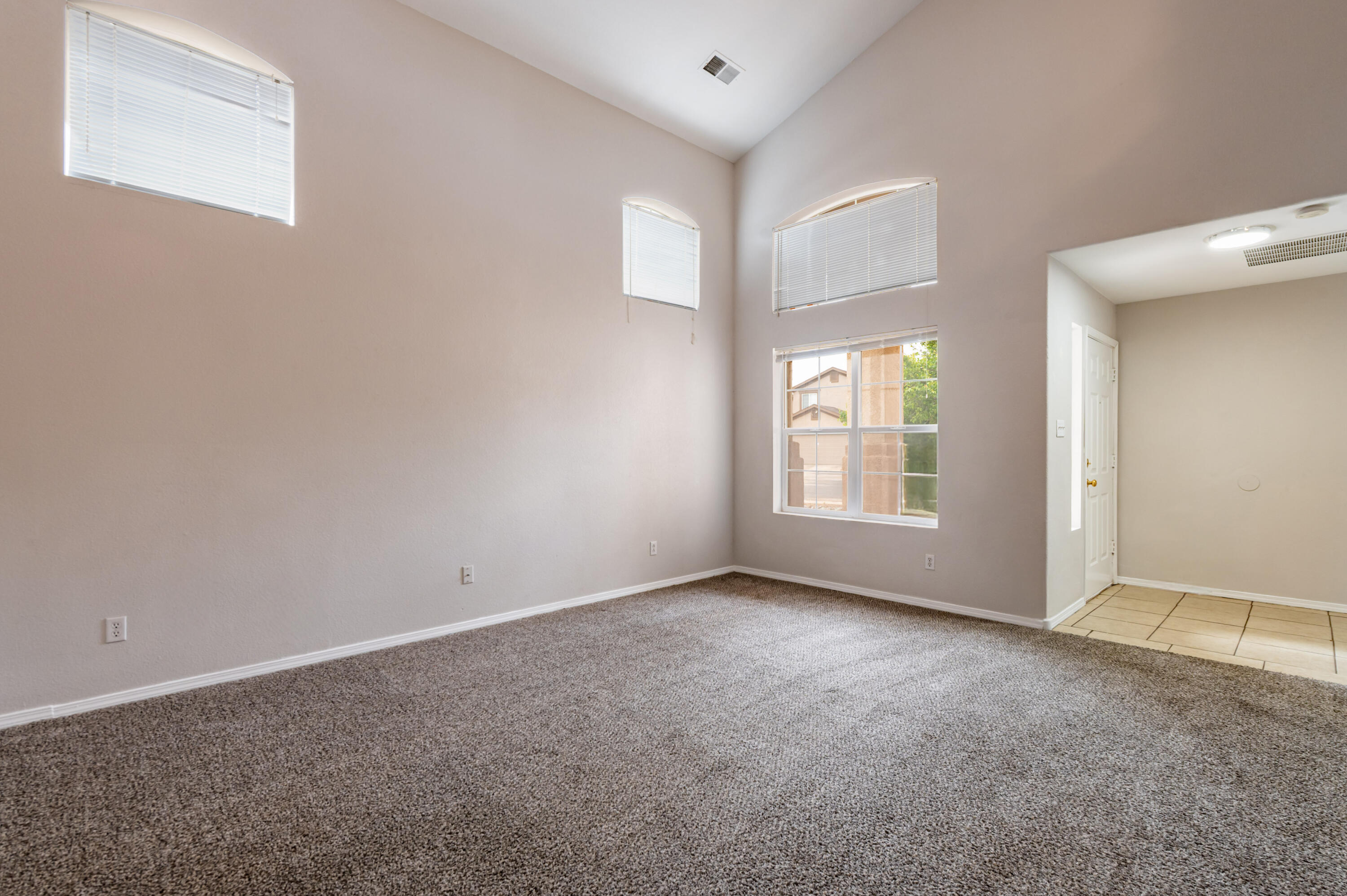 7801 Chaco Mesa Loop NW