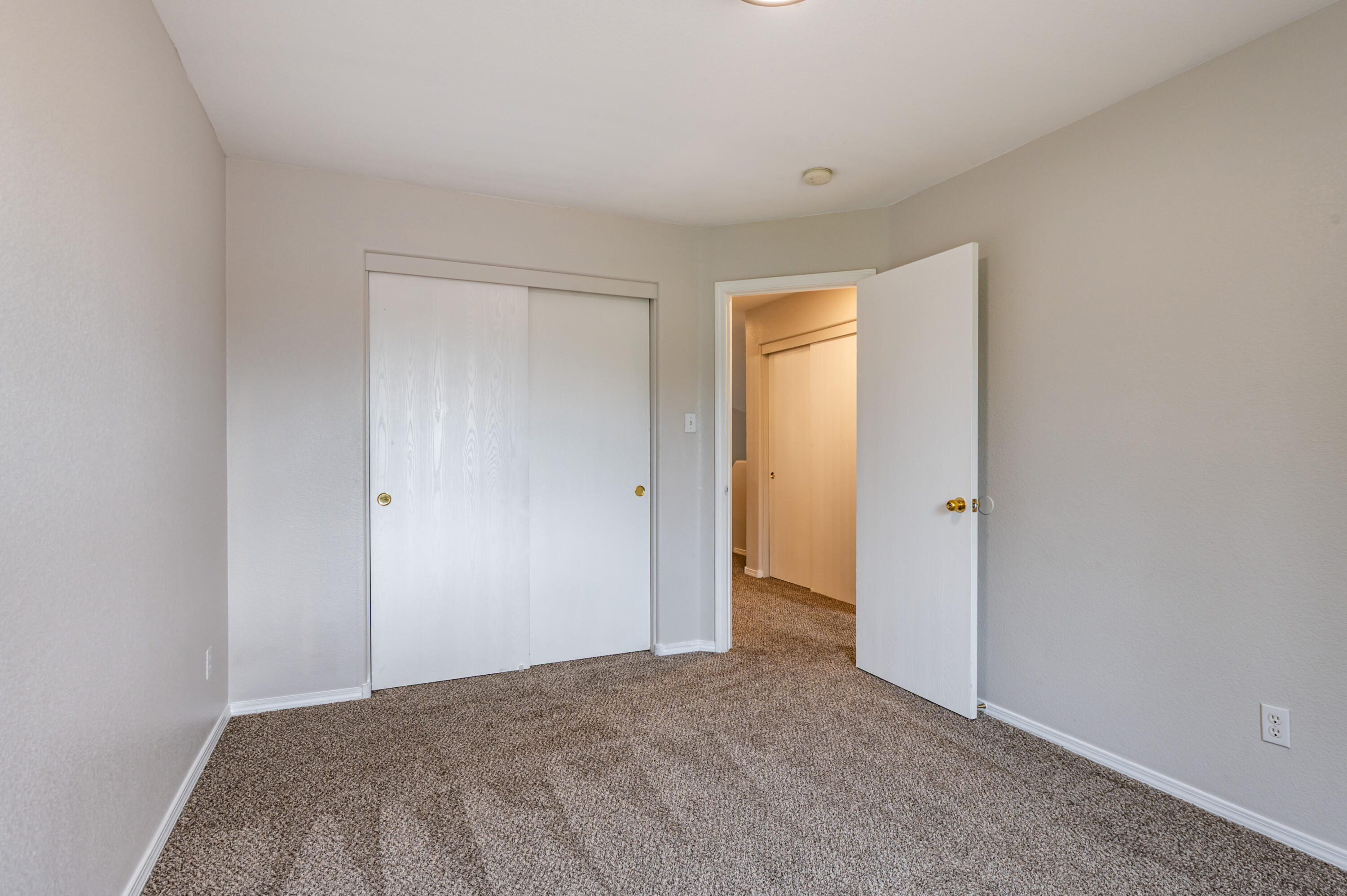 7801 Chaco Mesa Loop NW