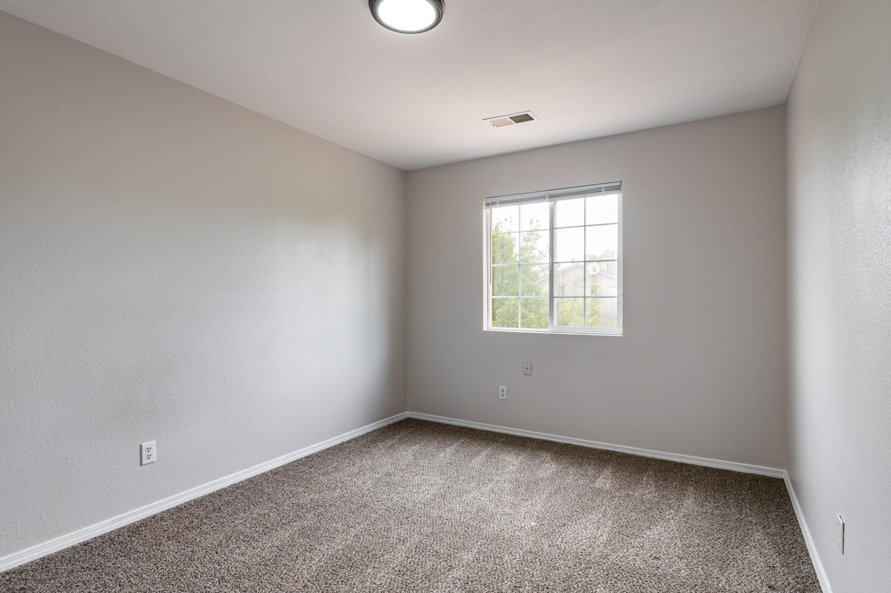 7801 Chaco Mesa Loop NW