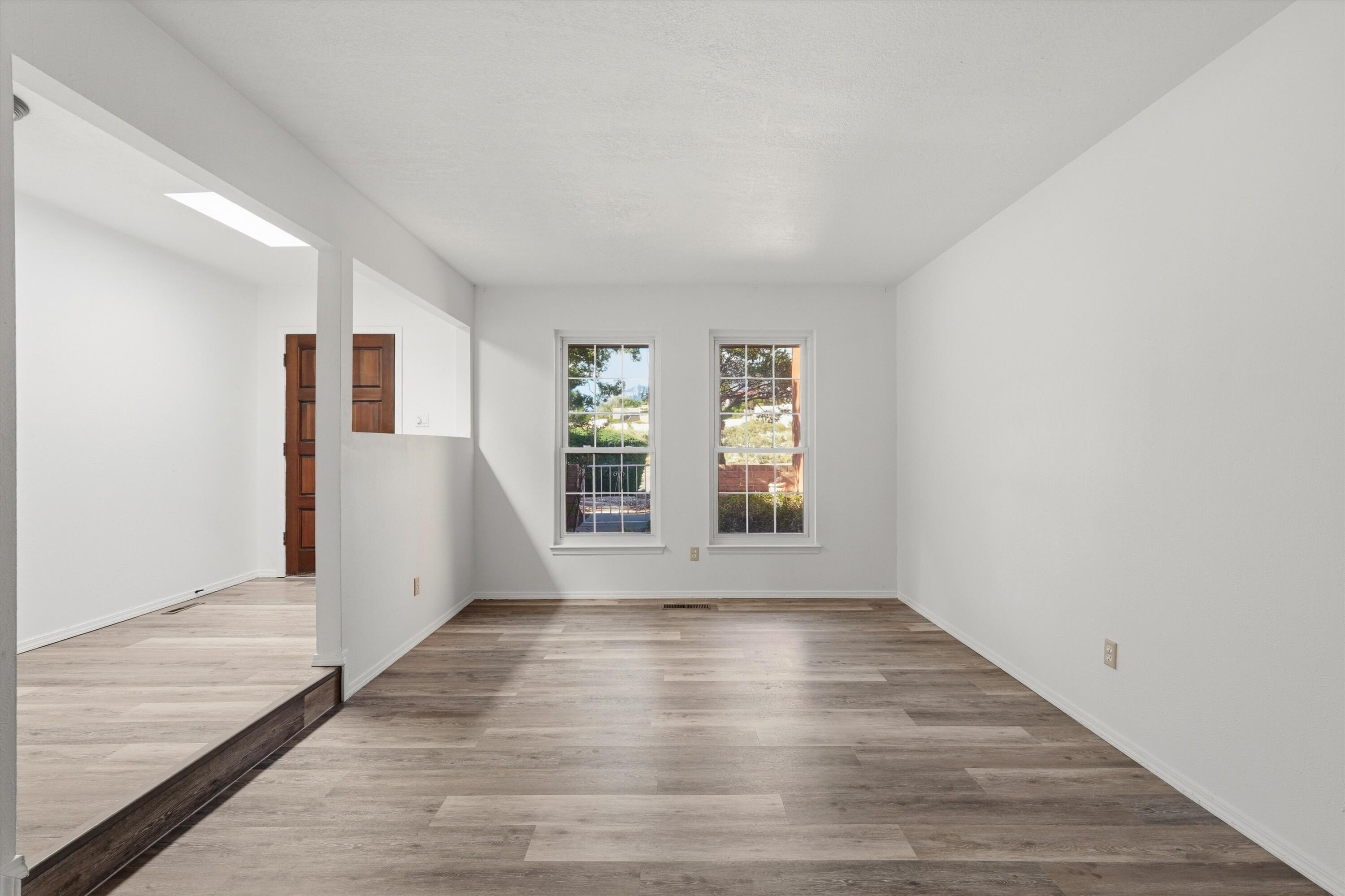 3216 Casa Bonita Drive NE