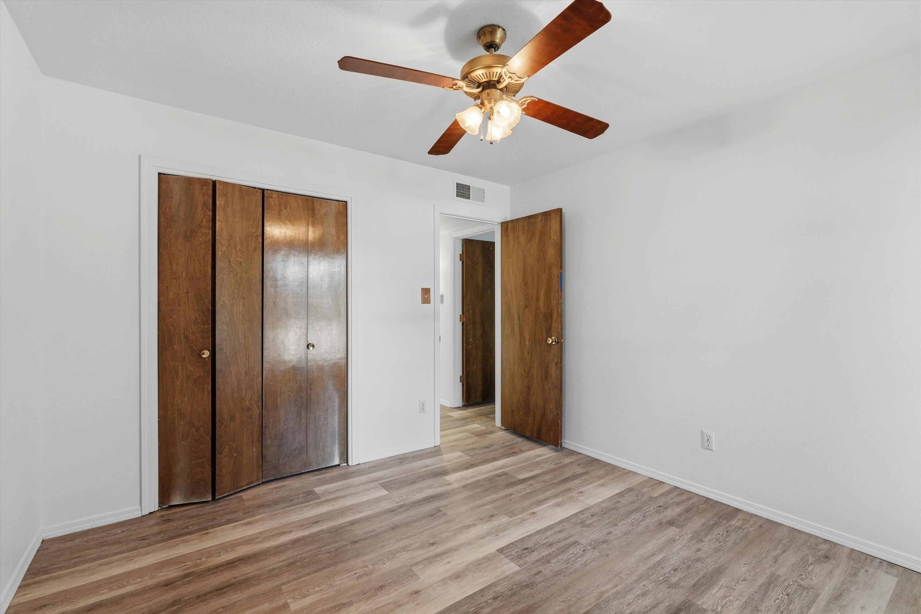 3216 Casa Bonita Drive NE