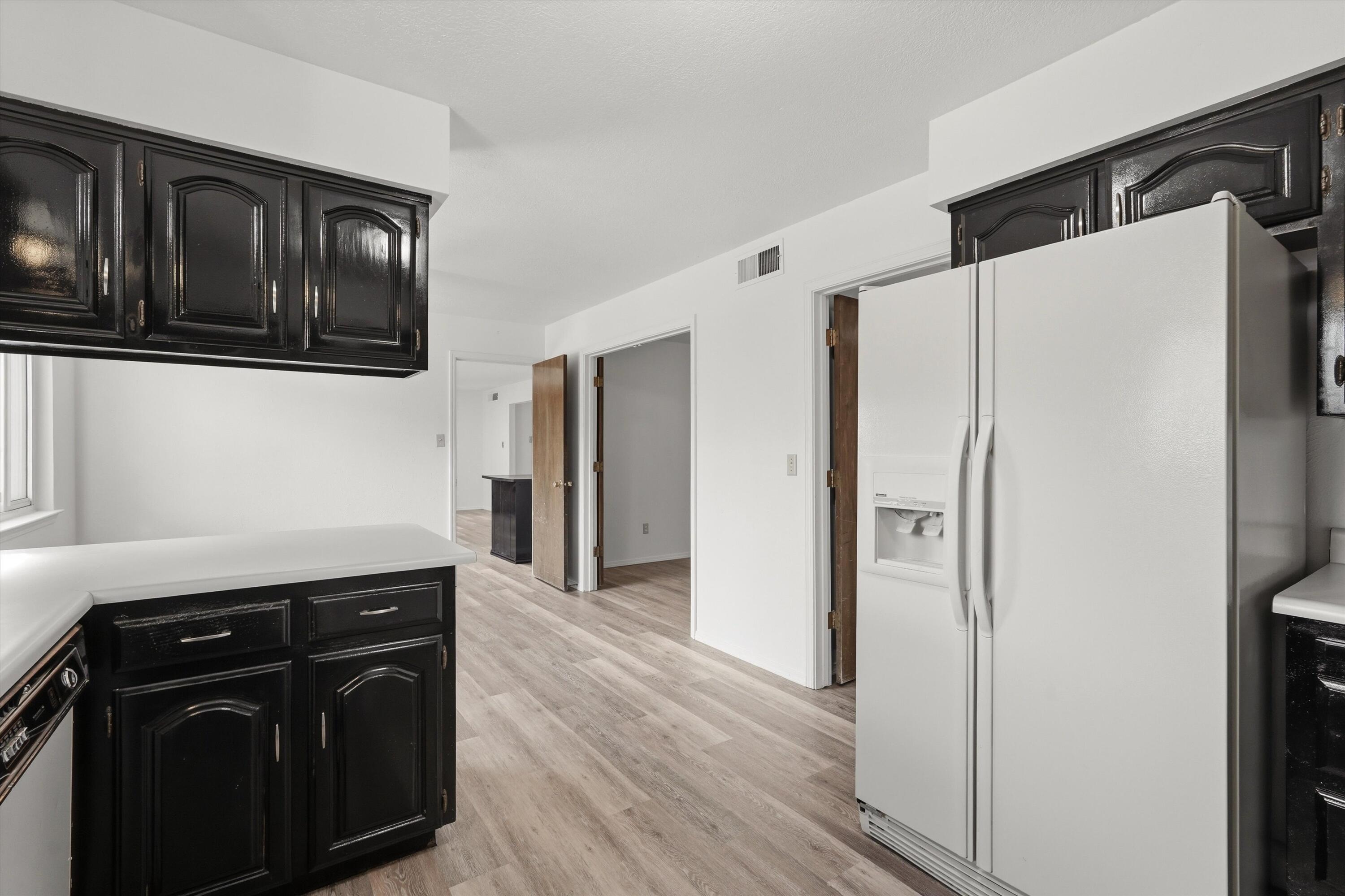 3216 Casa Bonita Drive NE