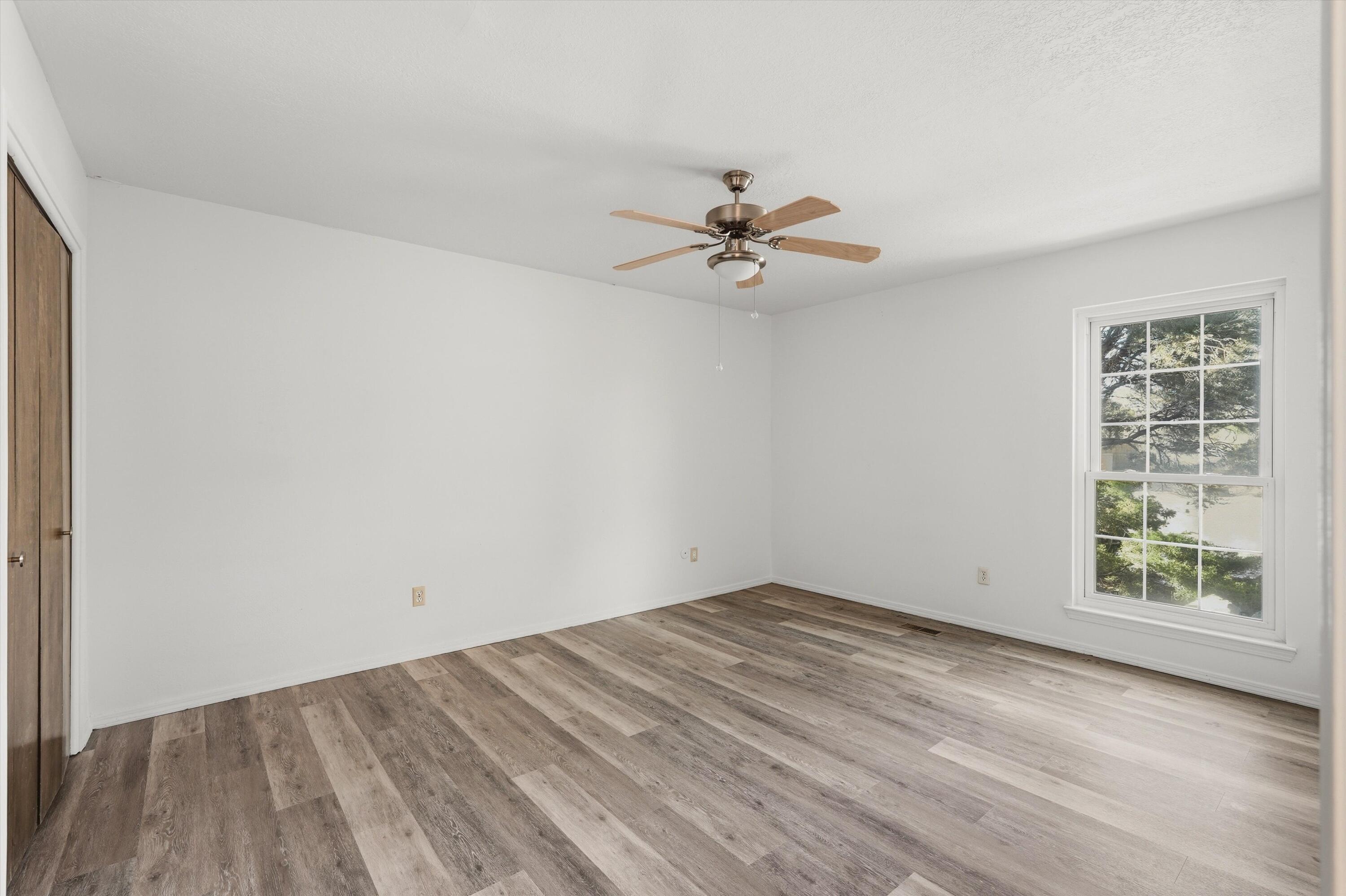 3216 Casa Bonita Drive NE