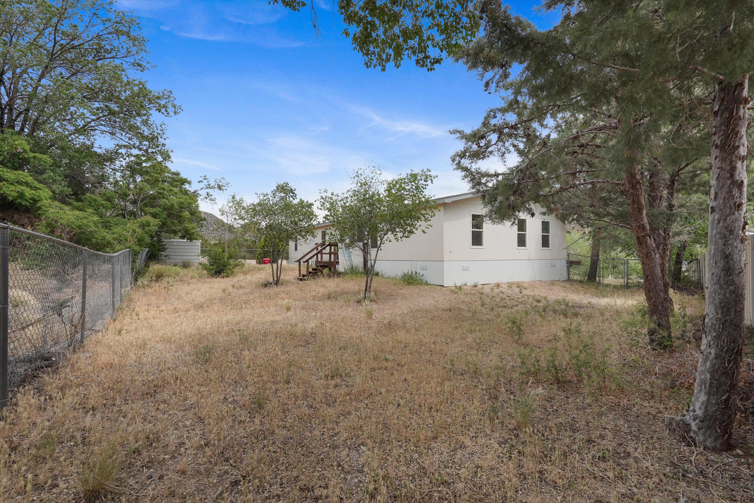 4 Whittier Place SE