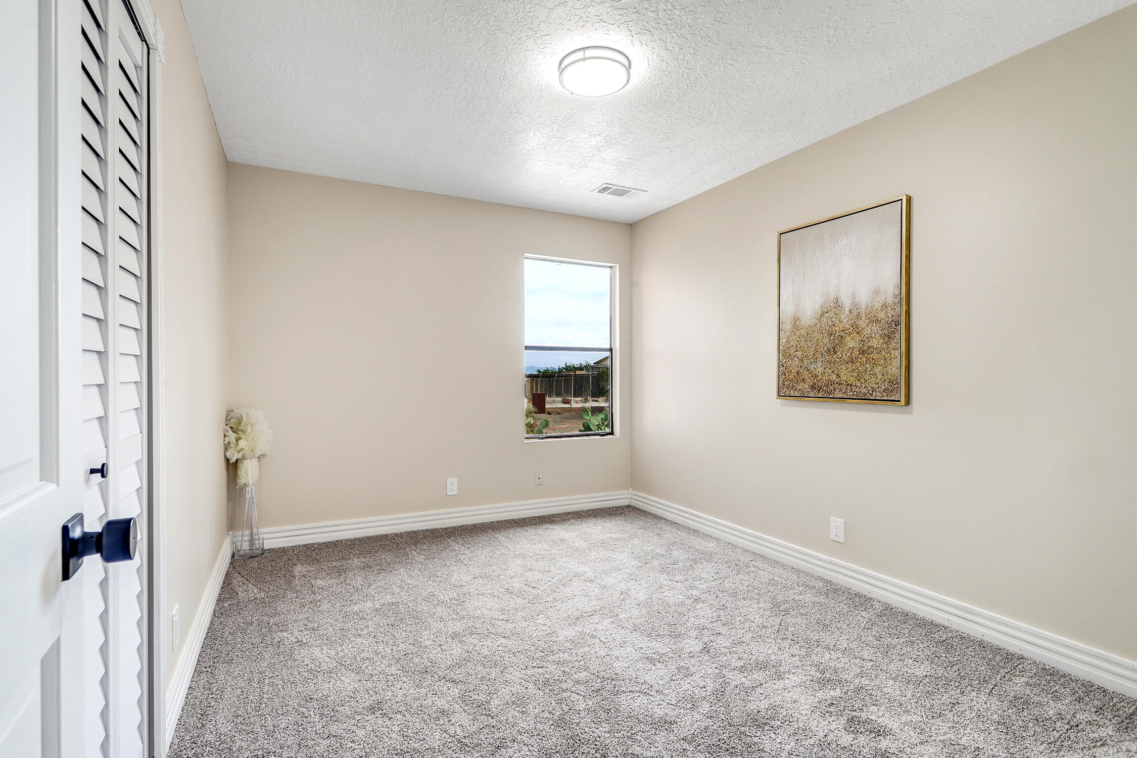 832 Foraker Road SE