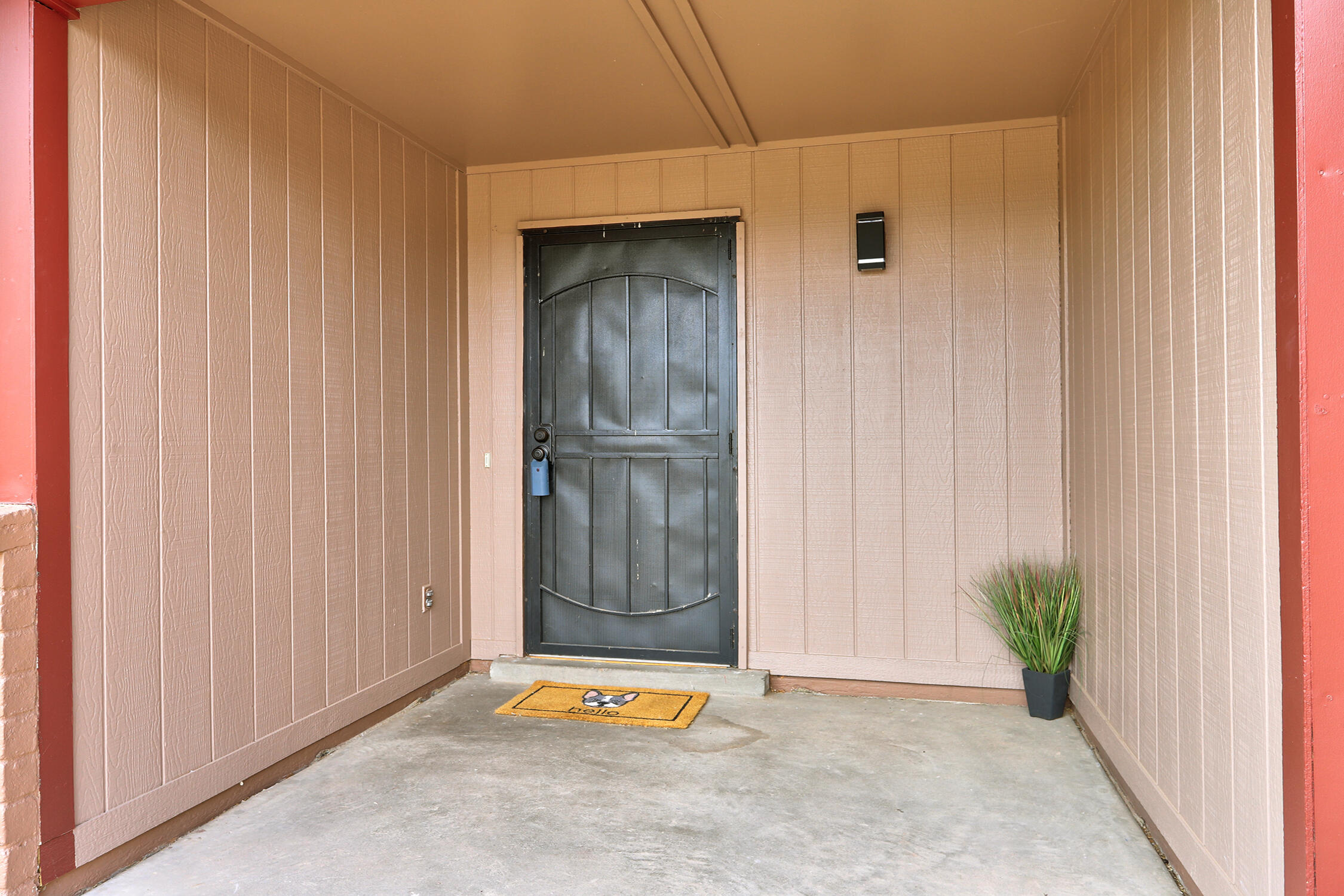 832 Foraker Road SE