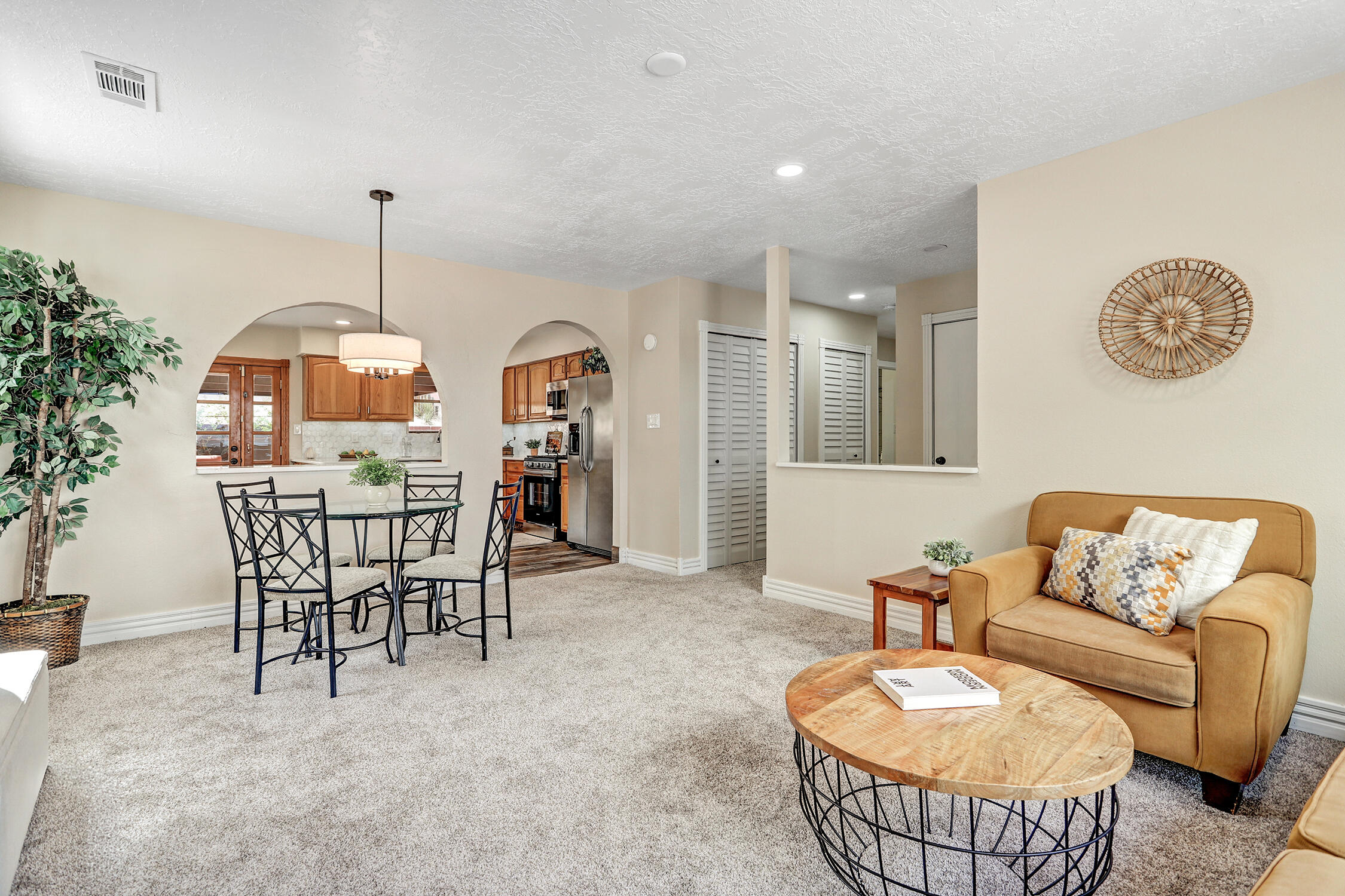 832 Foraker Road SE