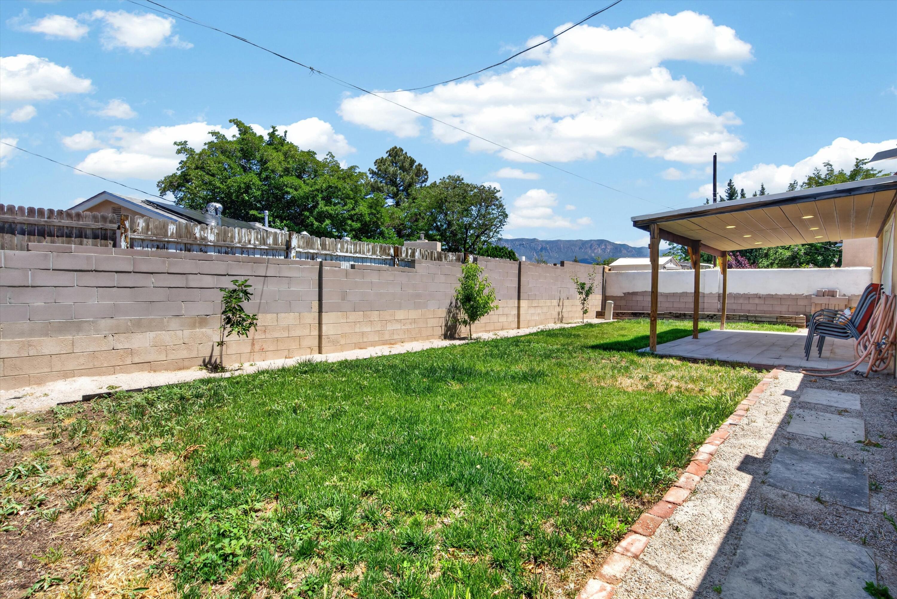 10513 Apache Avenue NE