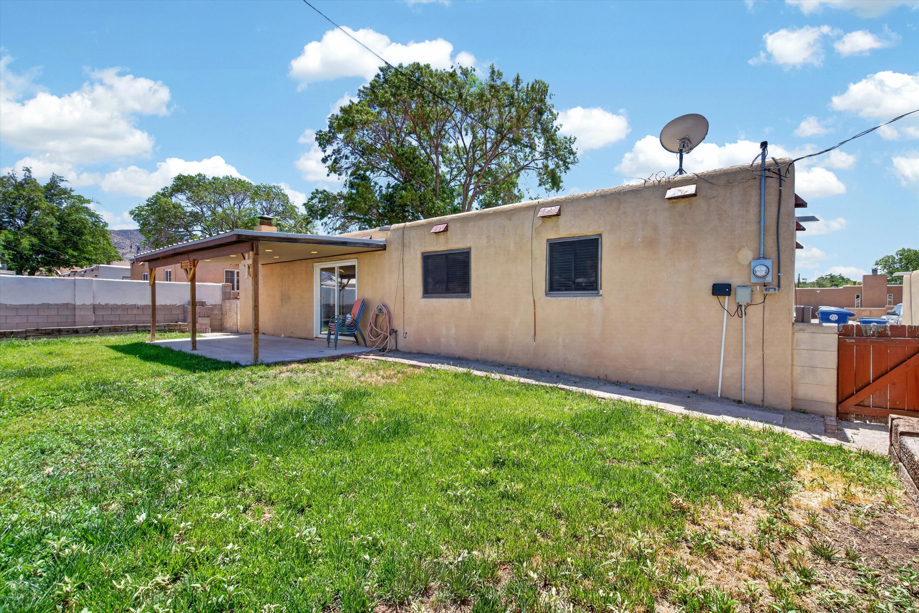 10513 Apache Avenue NE