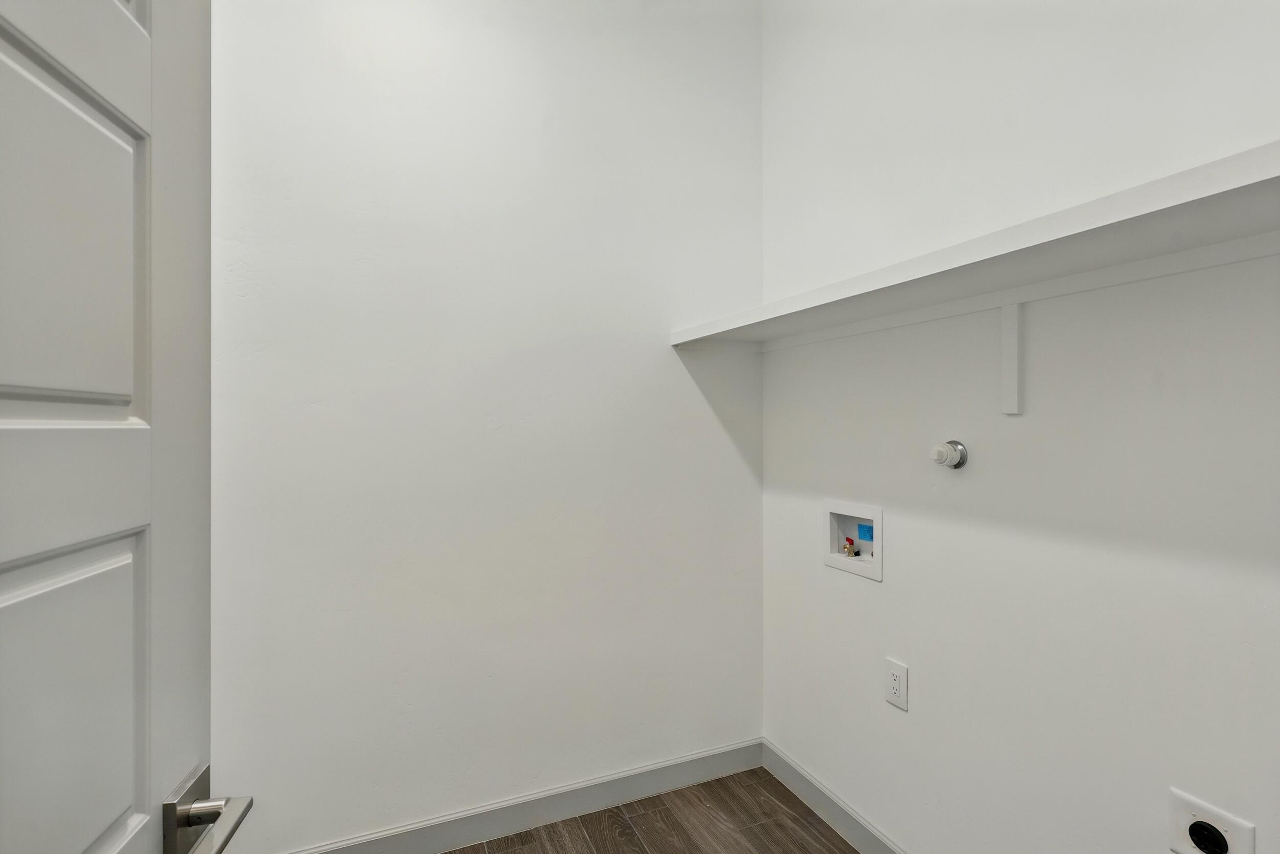 1670 Tesoro Loop NW