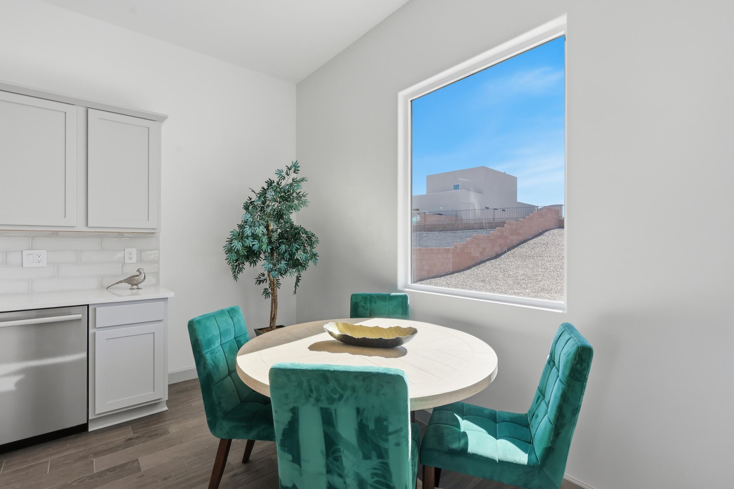1670 Tesoro Loop NW