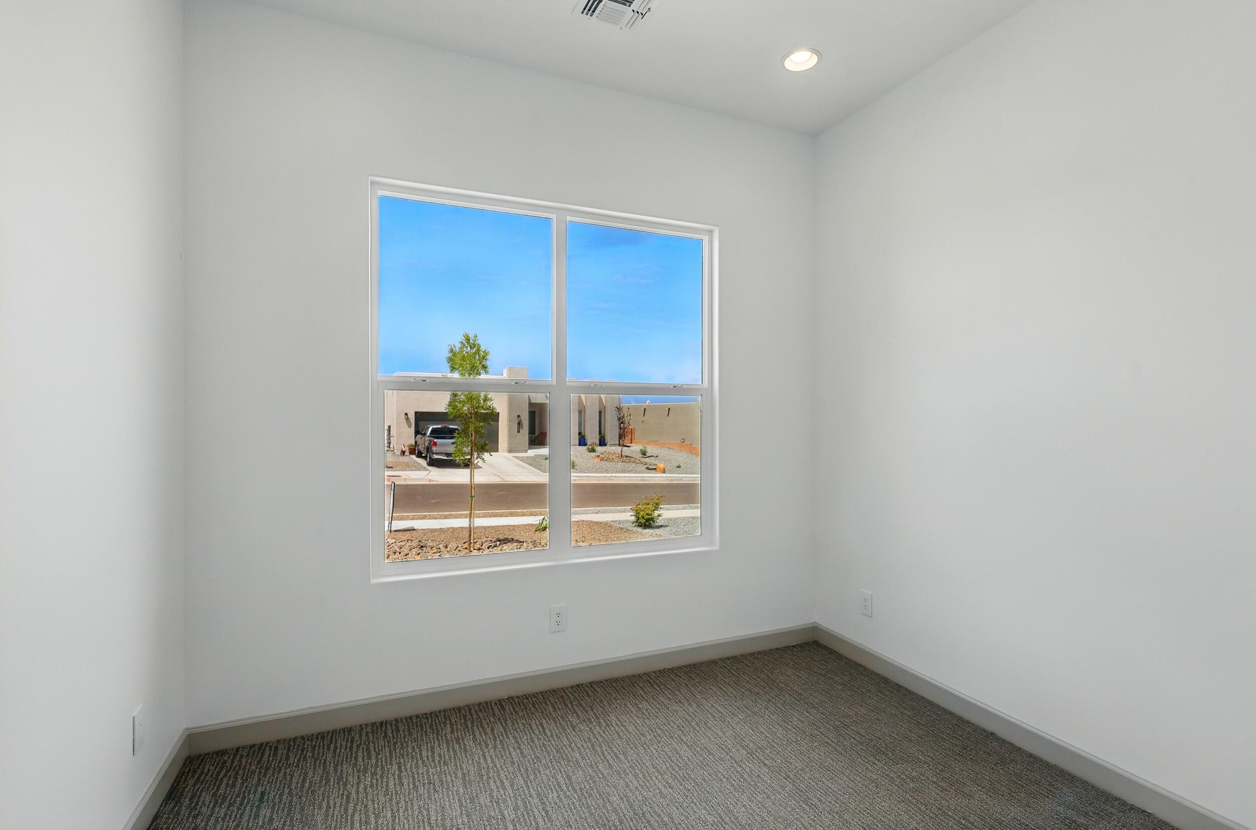 1670 Tesoro Loop NW