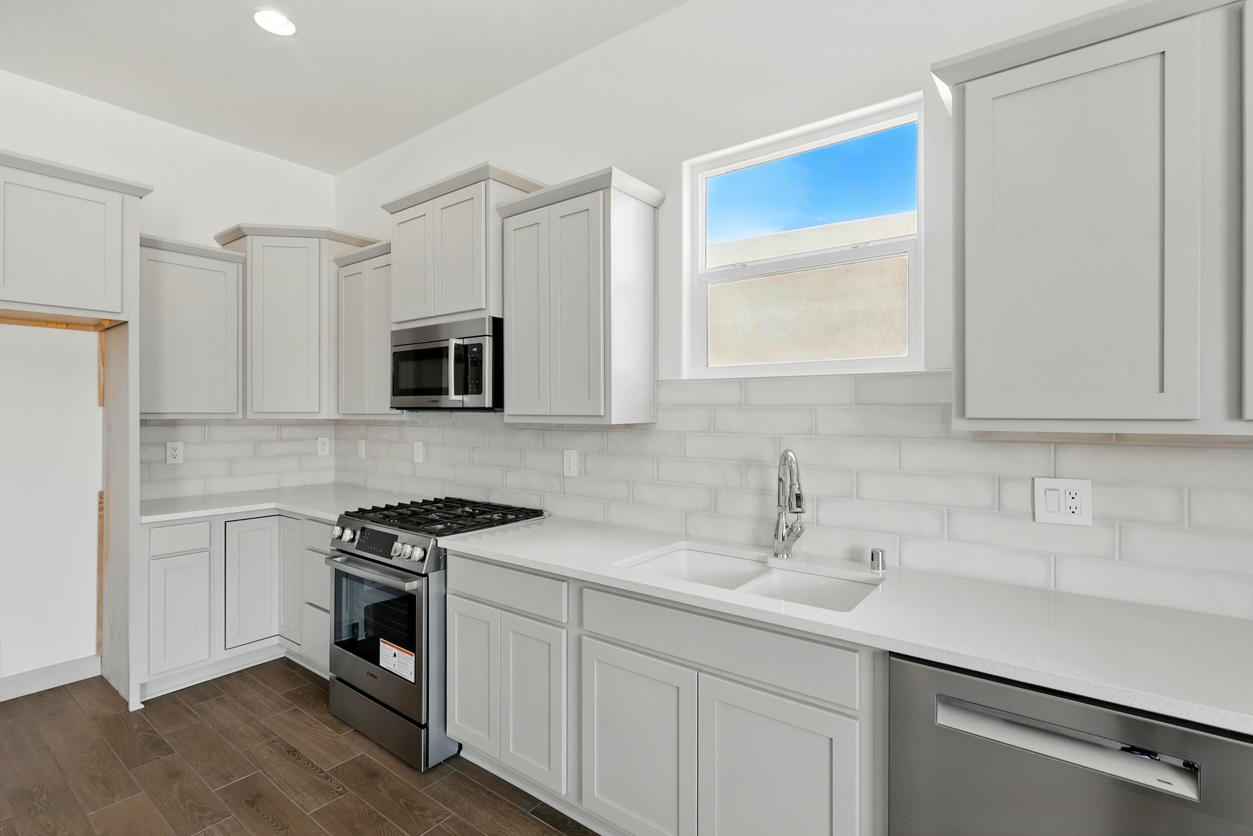 1670 Tesoro Loop NW
