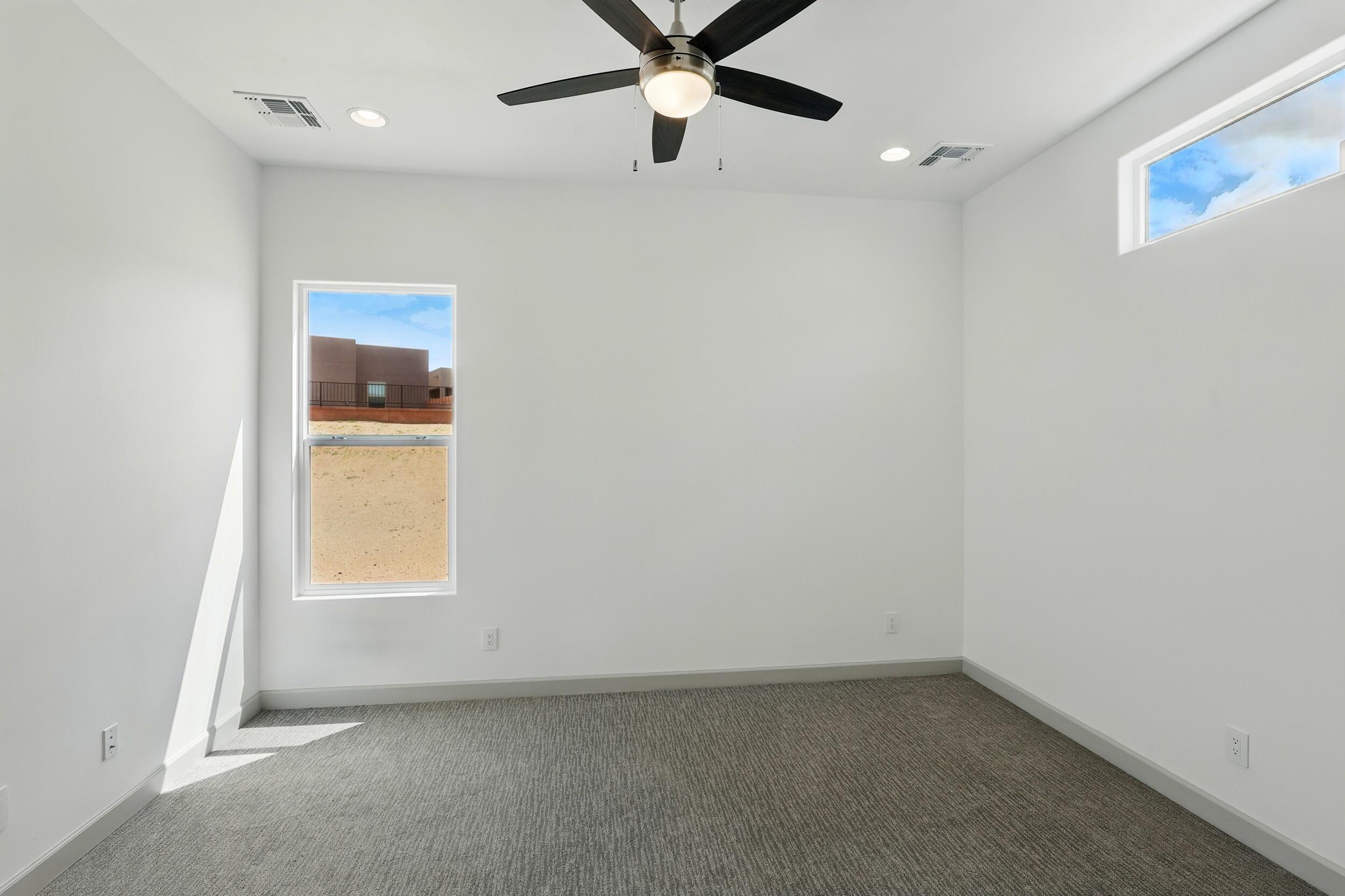 1670 Tesoro Loop NW