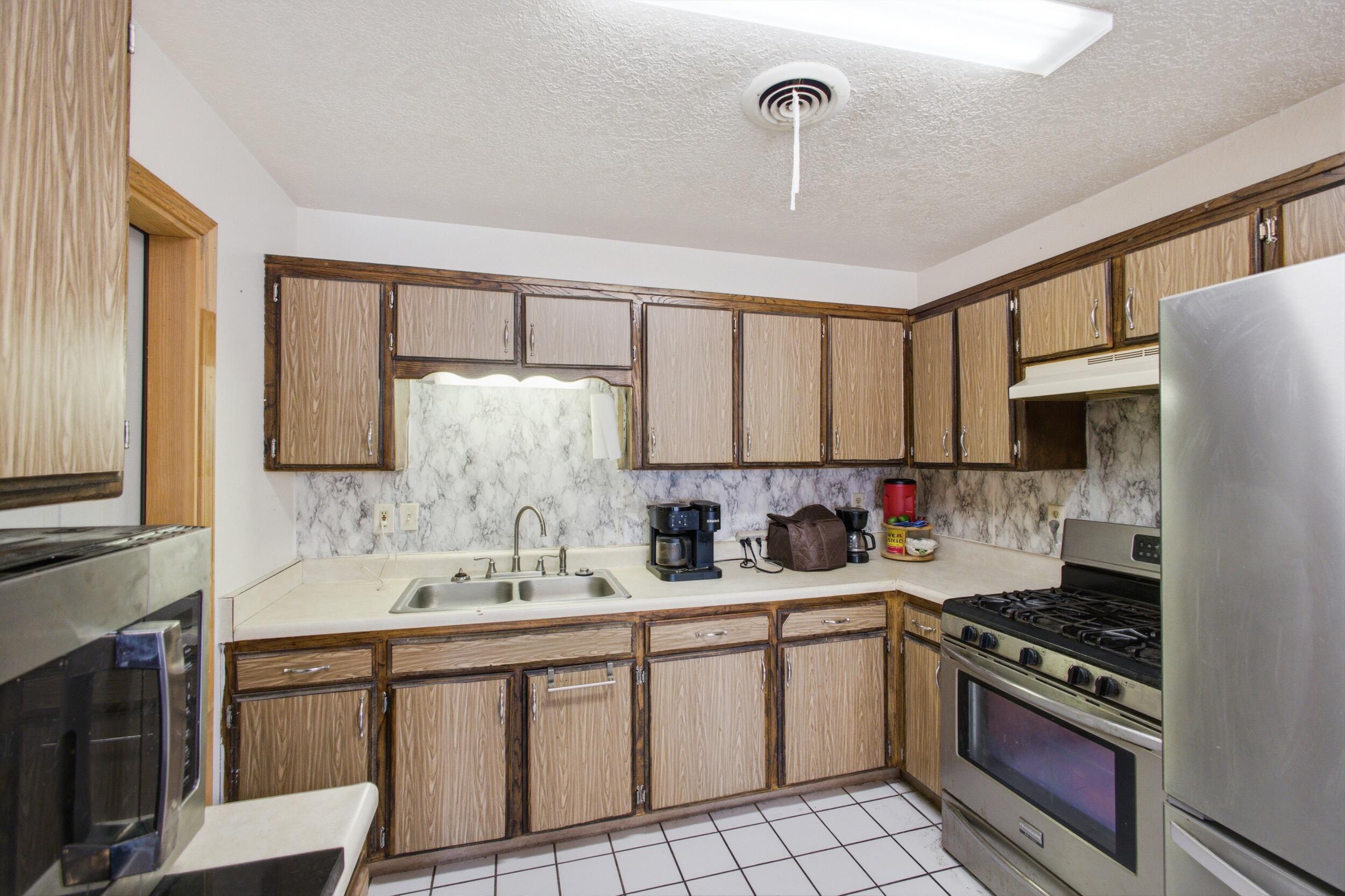1070 Peach Court