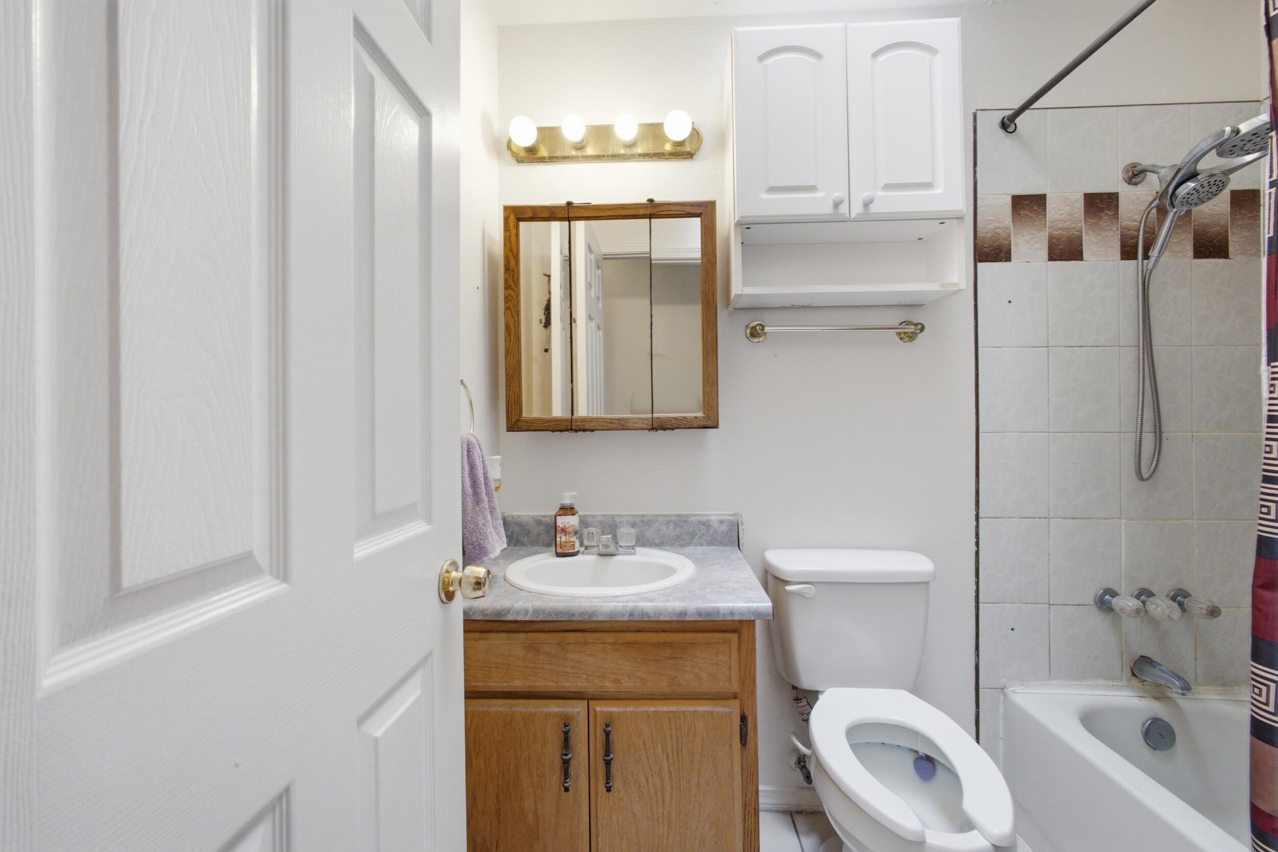 1070 Peach Court