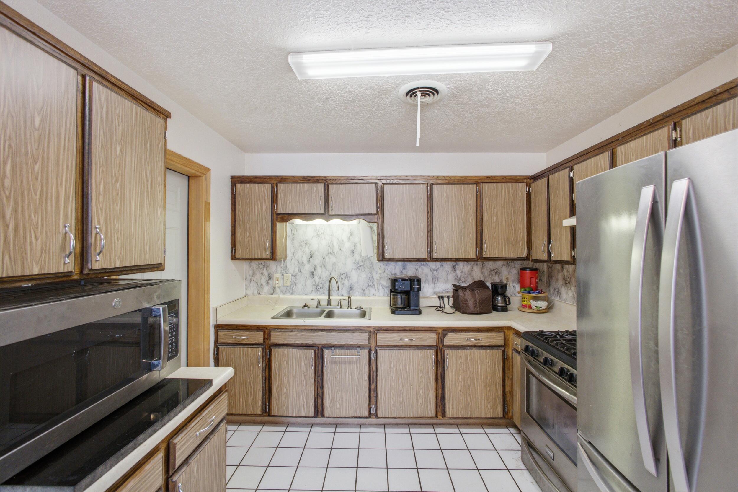 1070 Peach Court