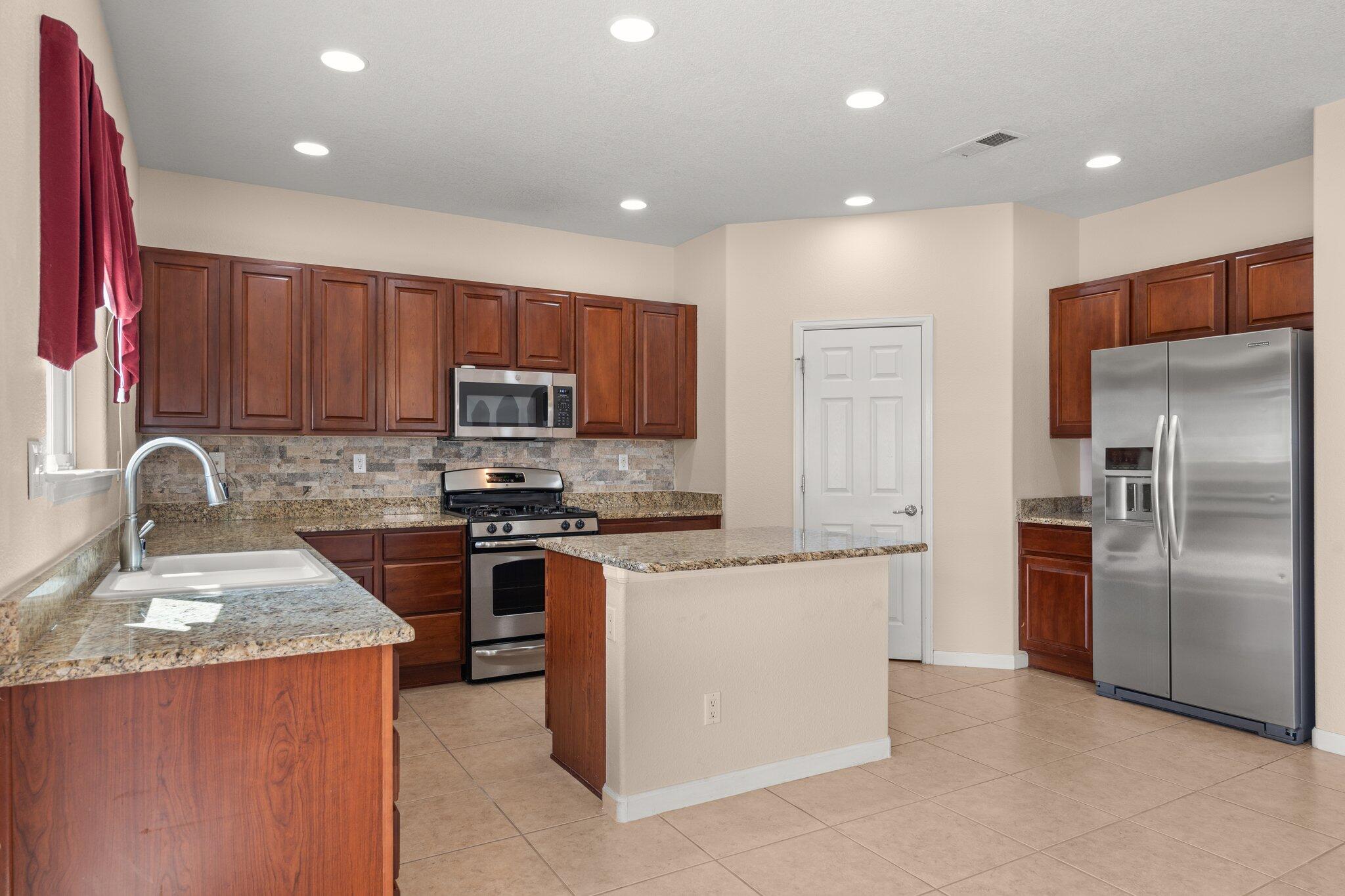9747 Summer Shower Place NW