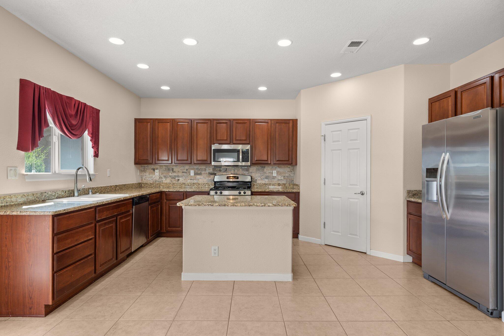 9747 Summer Shower Place NW