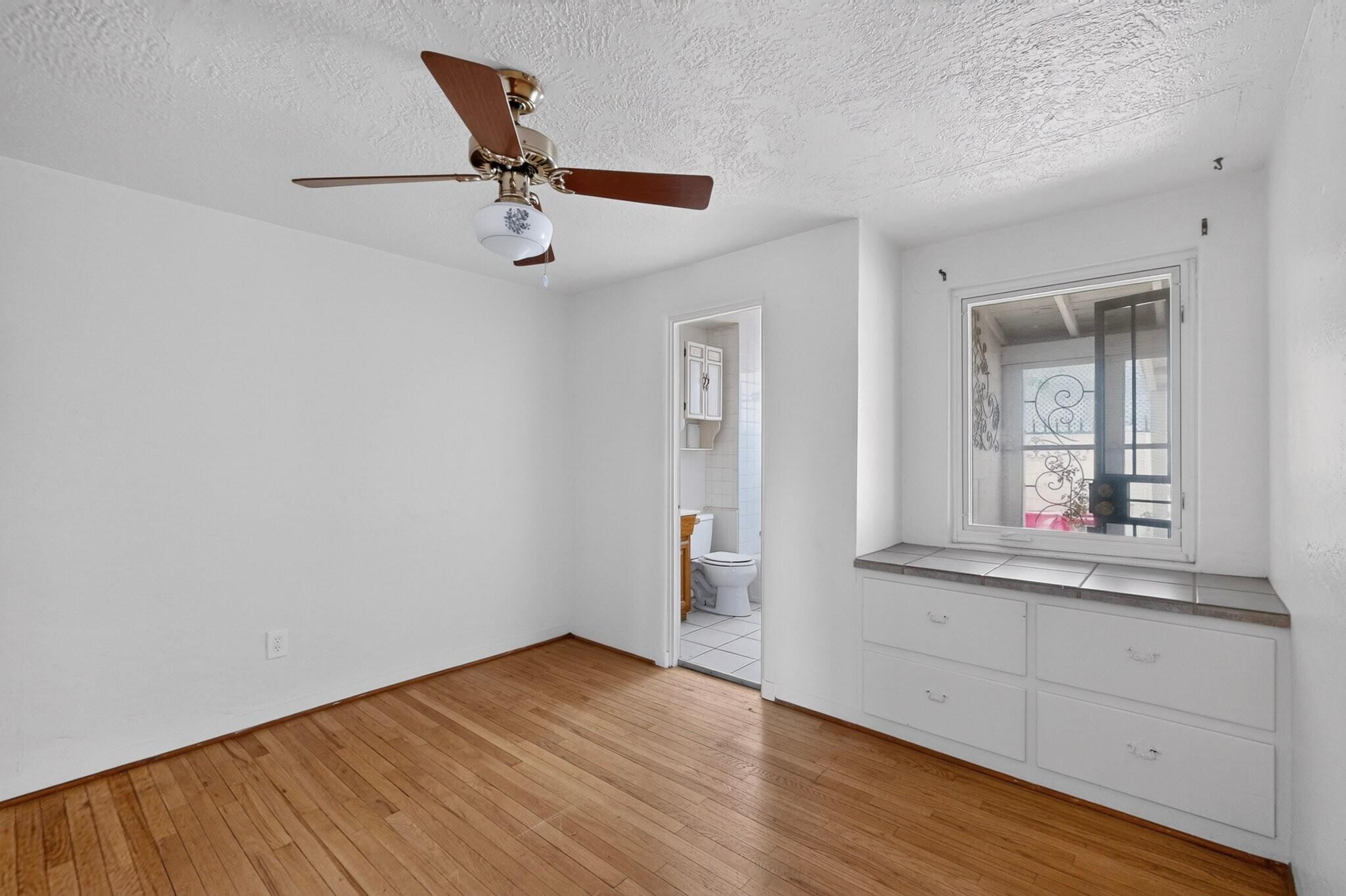 415 Vassar Drive SE