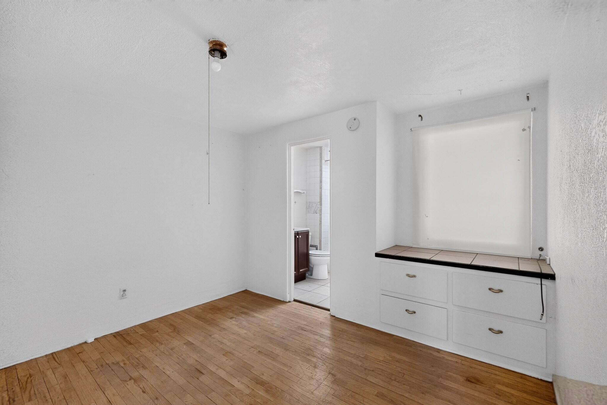 415 Vassar Drive SE