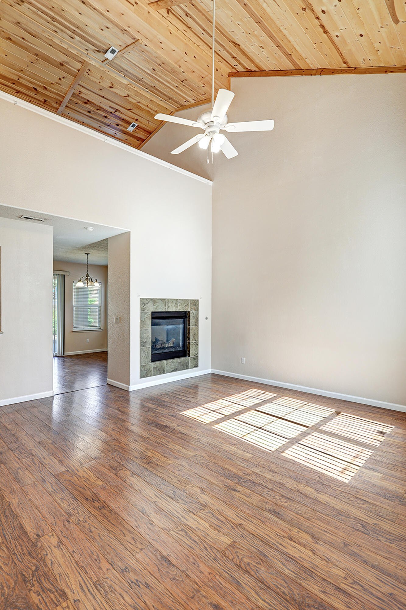 10101 Avenida Vista Sol NW