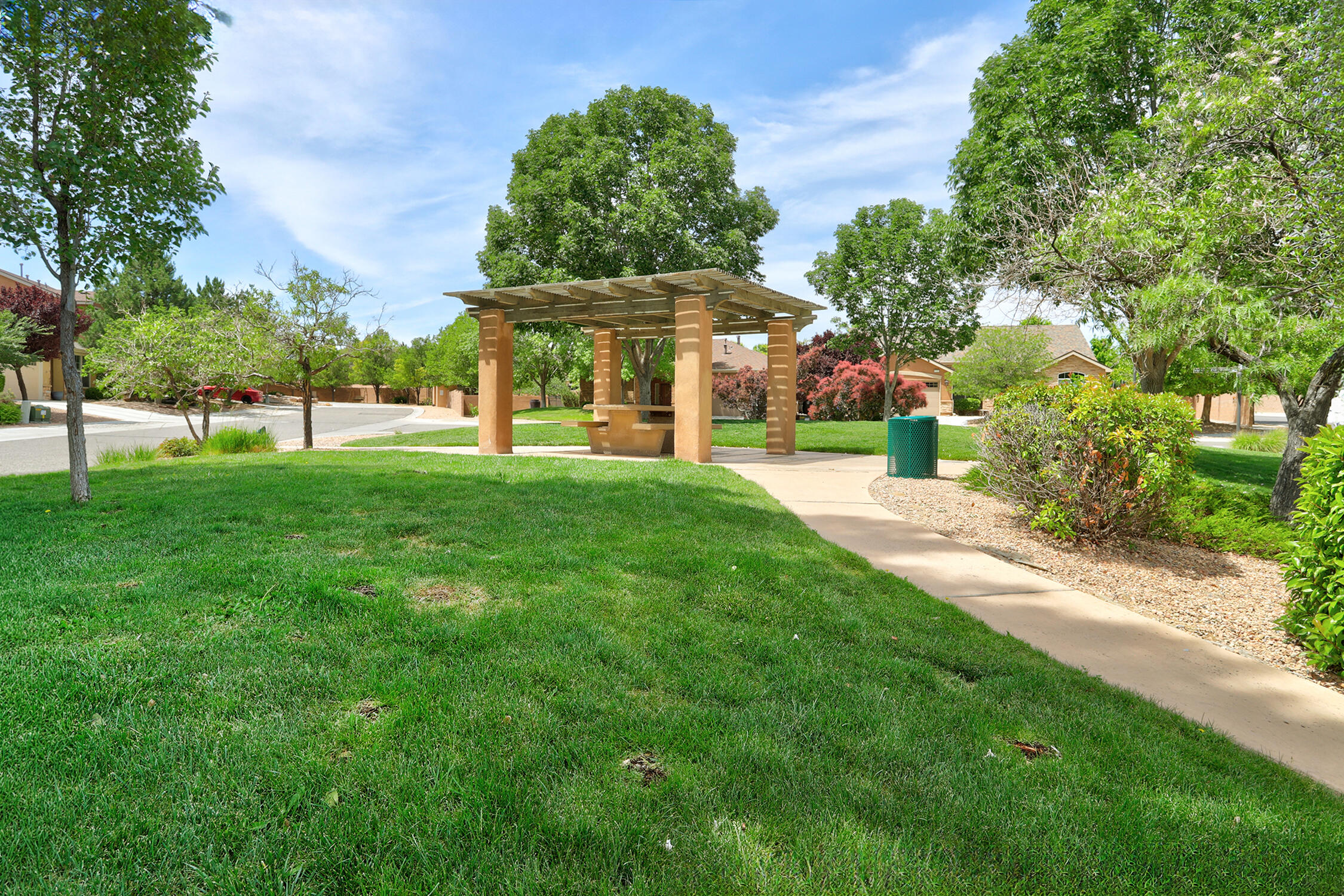 10101 Avenida Vista Sol NW