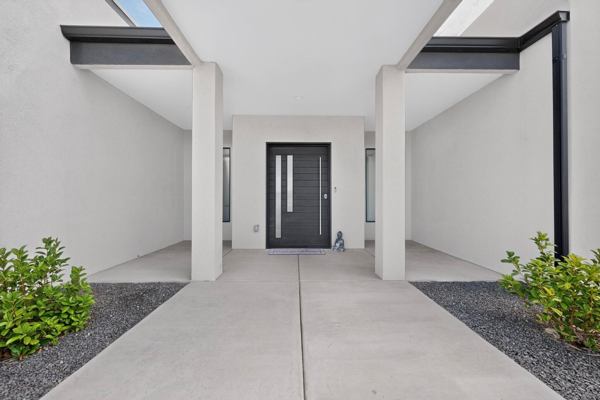 816 Villa Road SE
