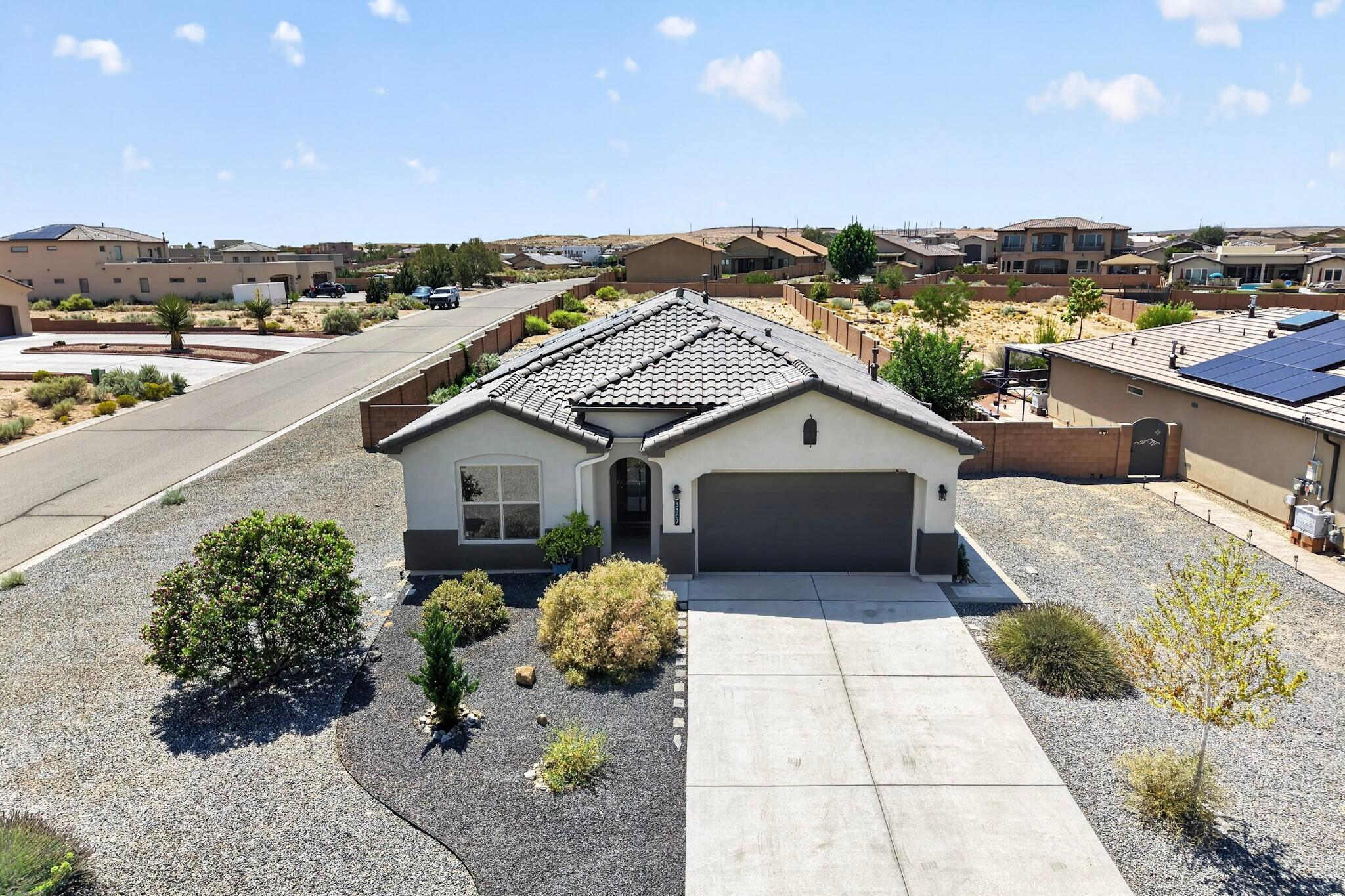 3307 Icarian Court NE