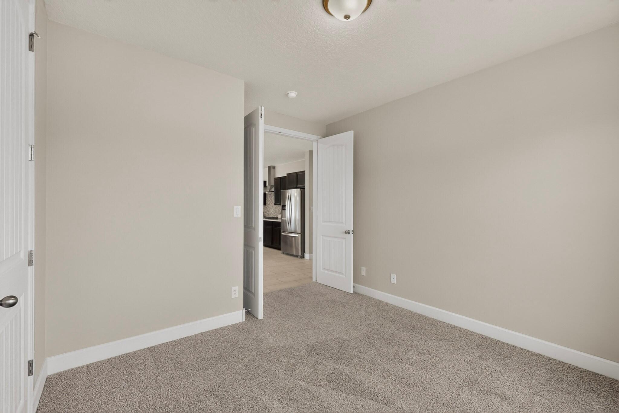 3307 Icarian Court NE