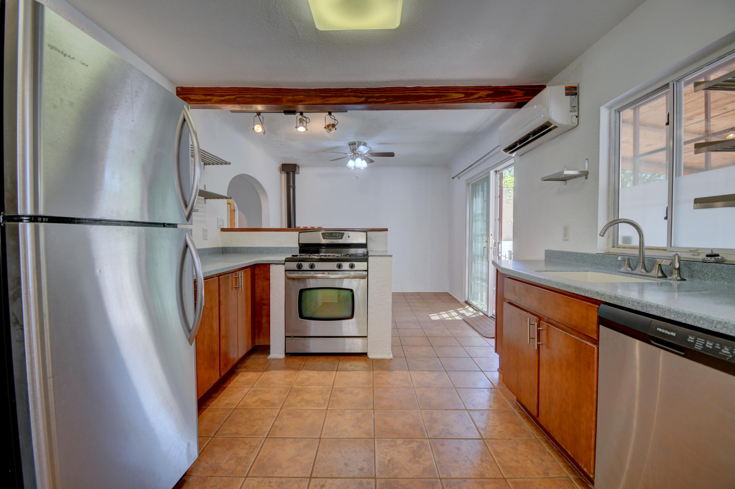 303 Tulane Drive SE