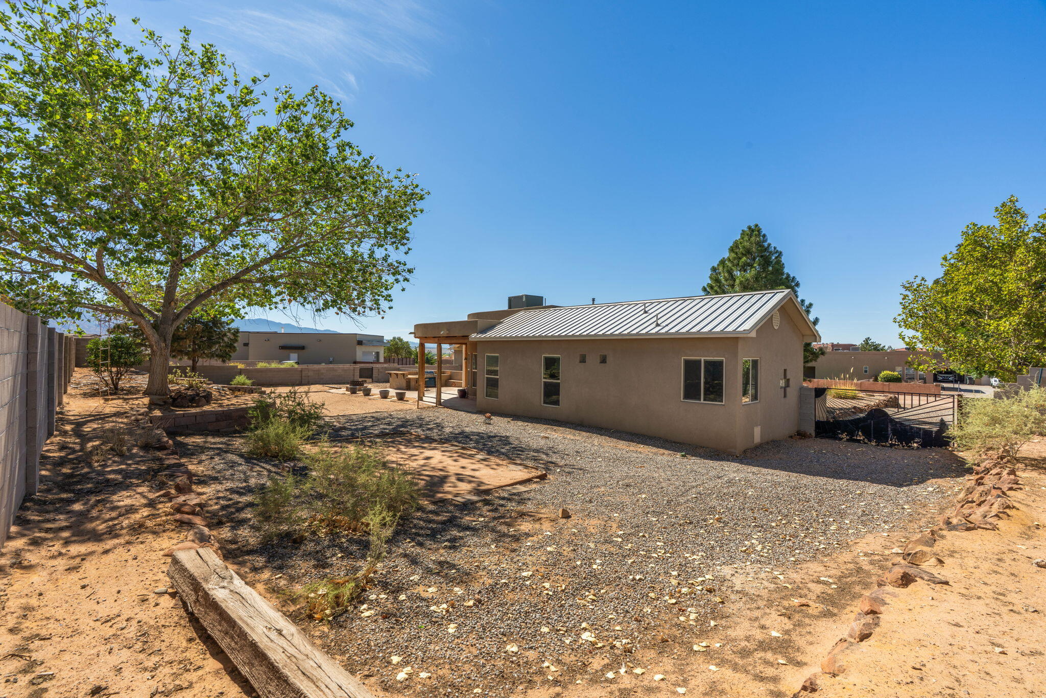 5713 Rio Animas Road NE