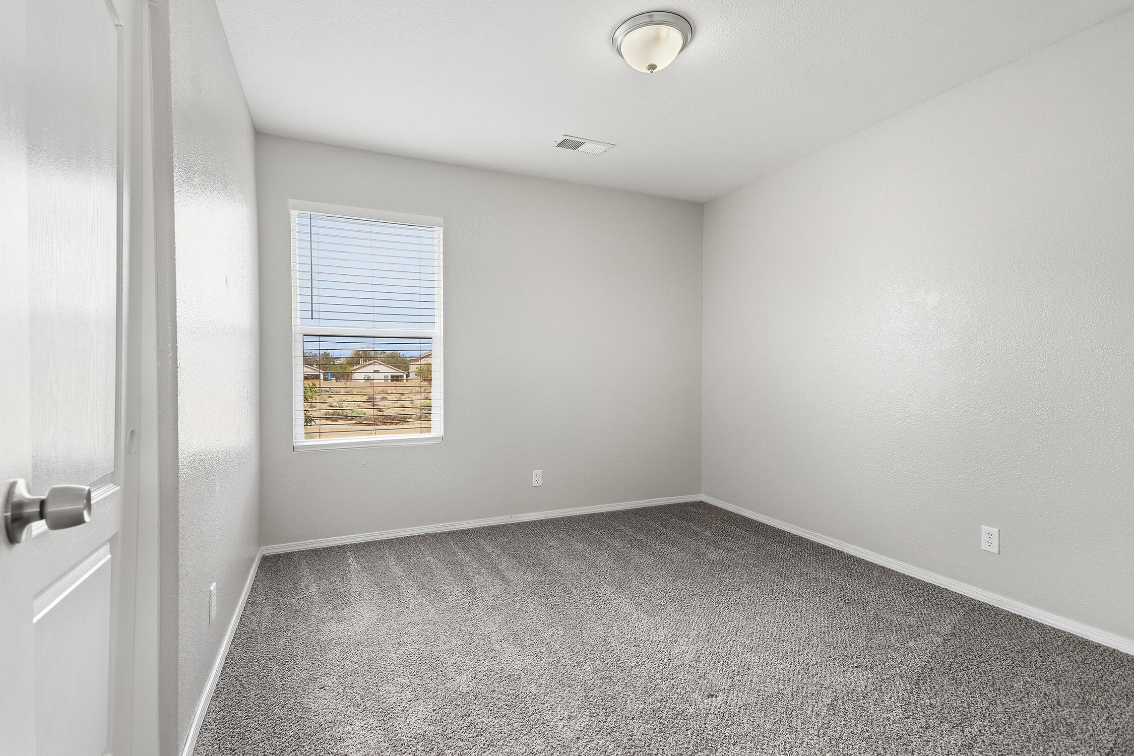 721 Valley Meadows Drive NE