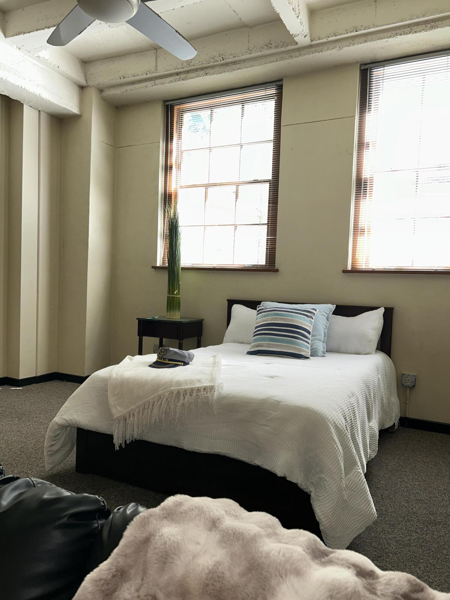 300 Tijeras Avenue NE APT 202