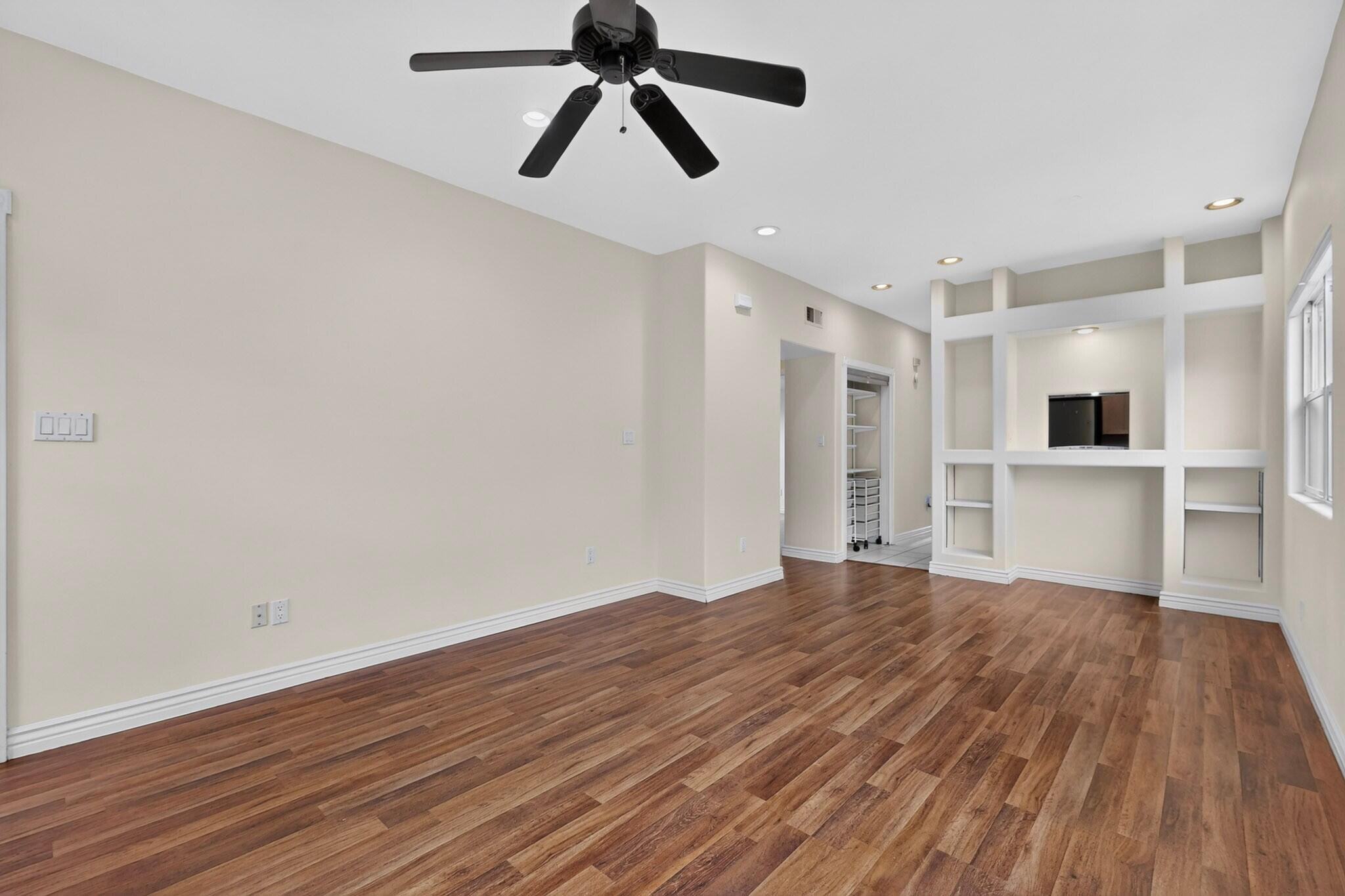 1015 15th Street NW