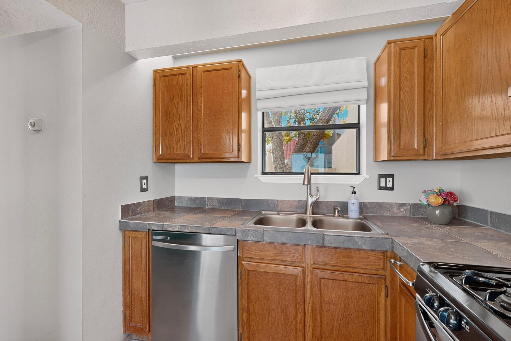 517 Pinon Creek Road SE