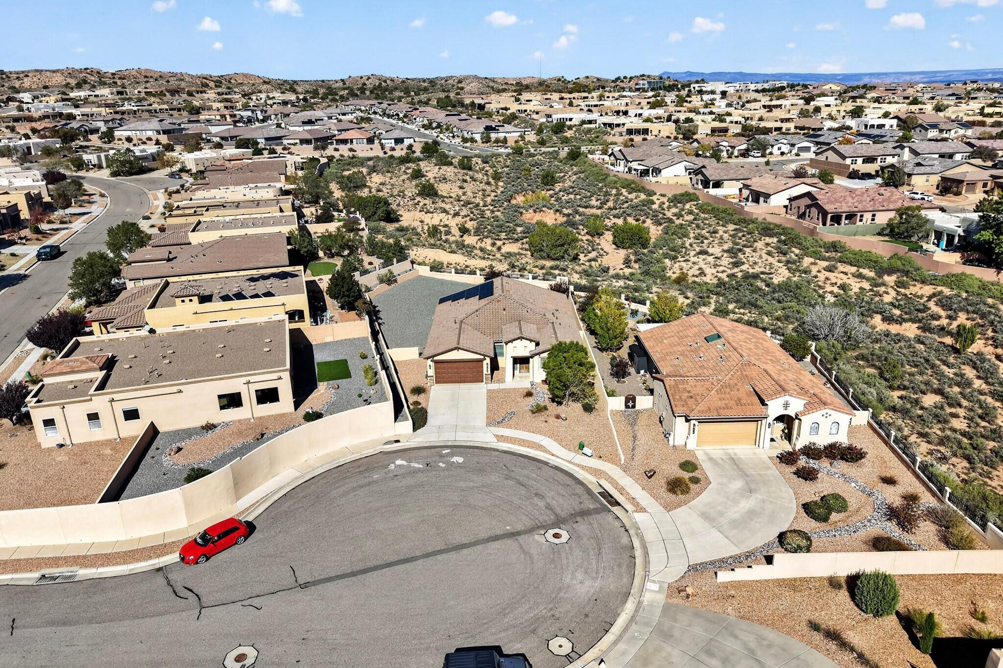 5925 Vista Manzano Court NE
