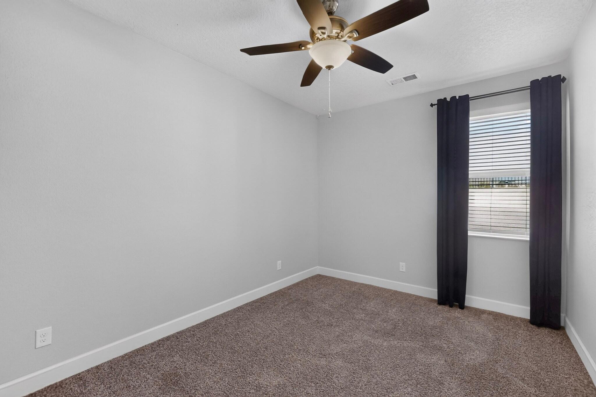 5925 Vista Manzano Court NE