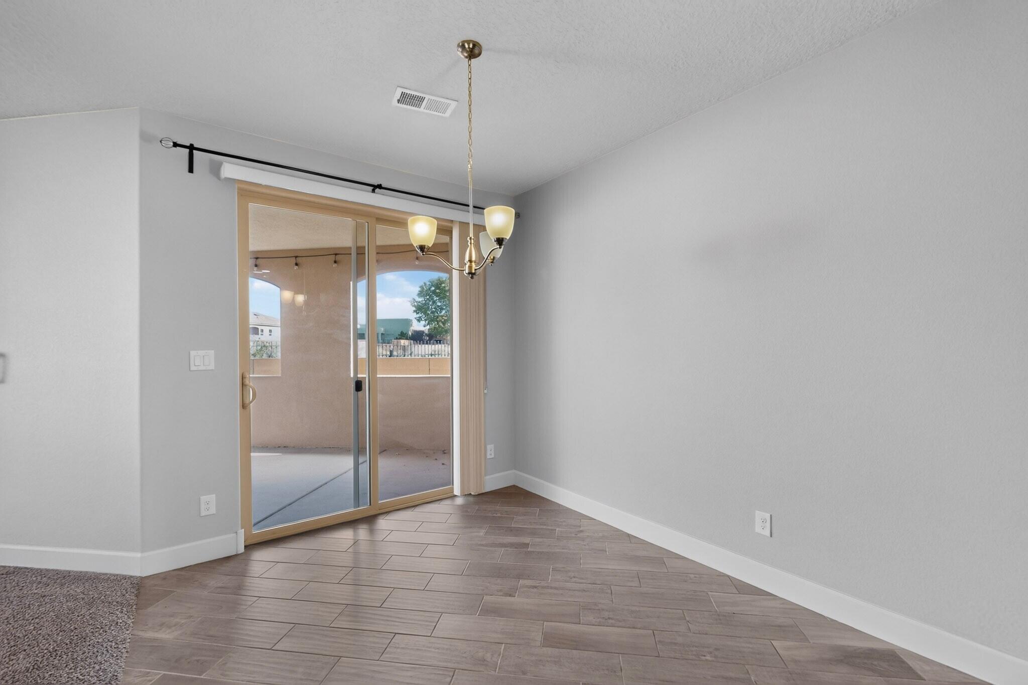 5925 Vista Manzano Court NE