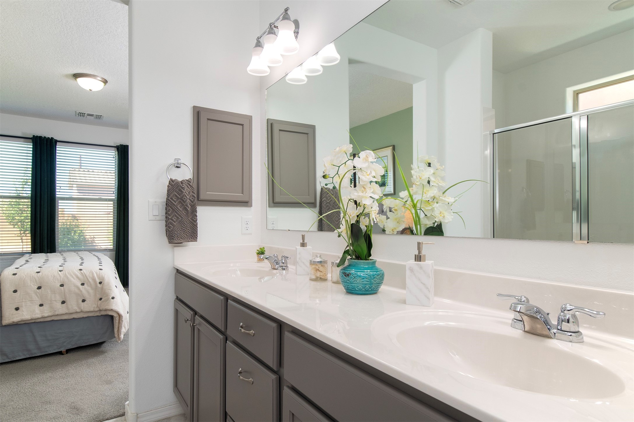 4708 Bienvenido A Casa