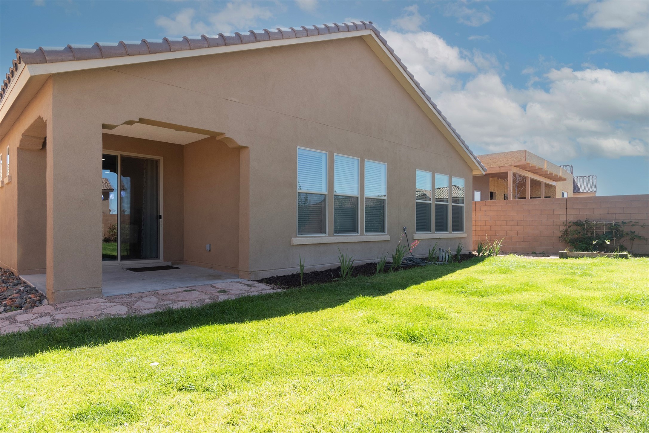 4708 Bienvenido A Casa