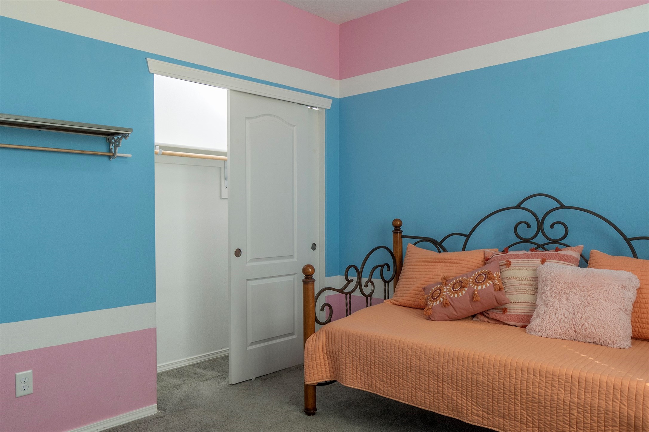 4708 Bienvenido A Casa