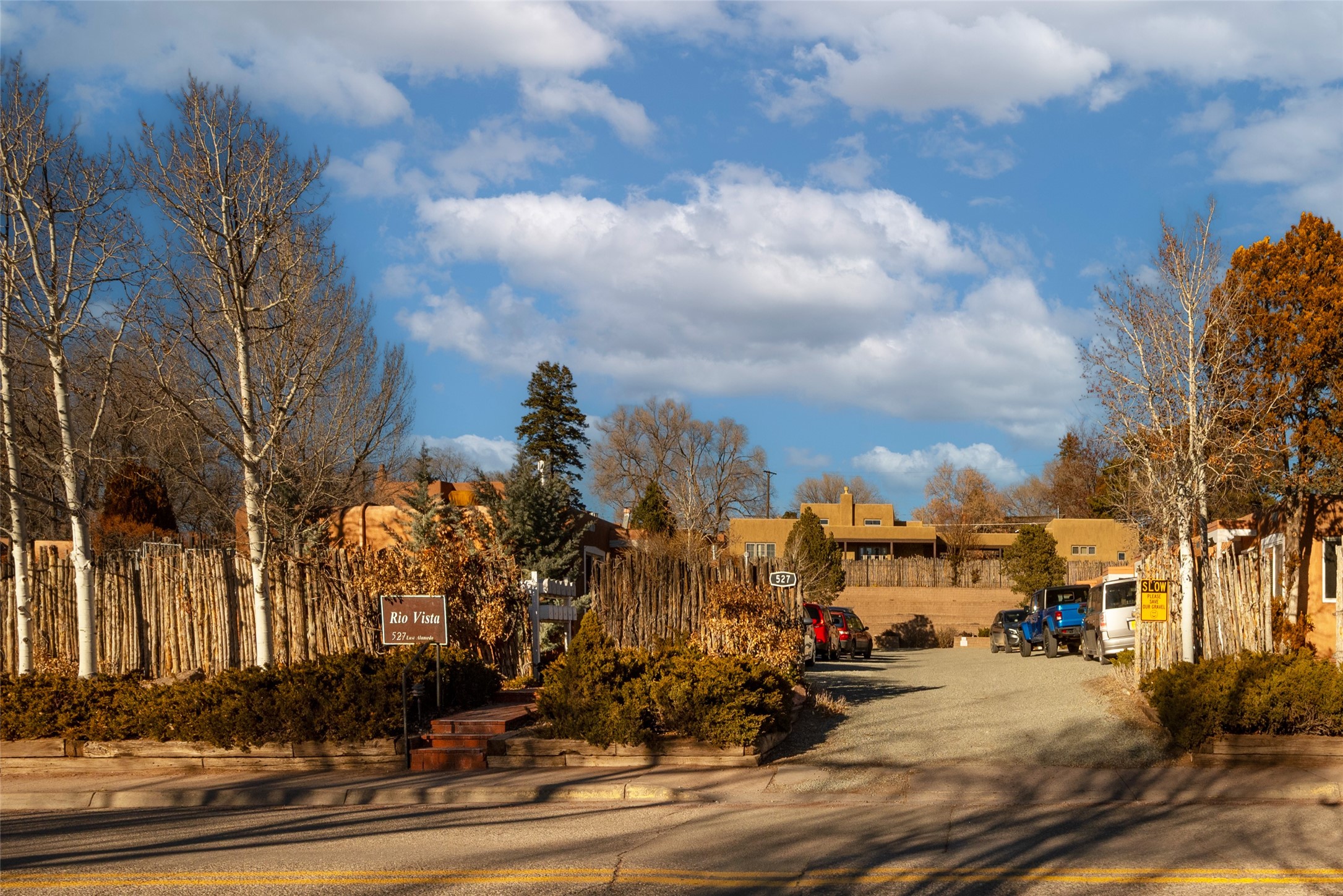 527 E Alameda 2