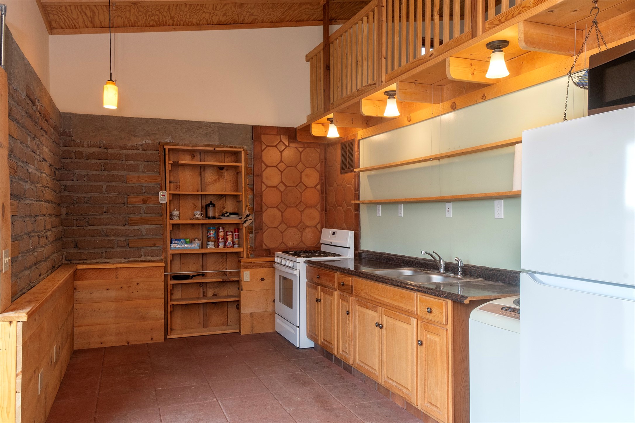 196 Camino Cerro Chato