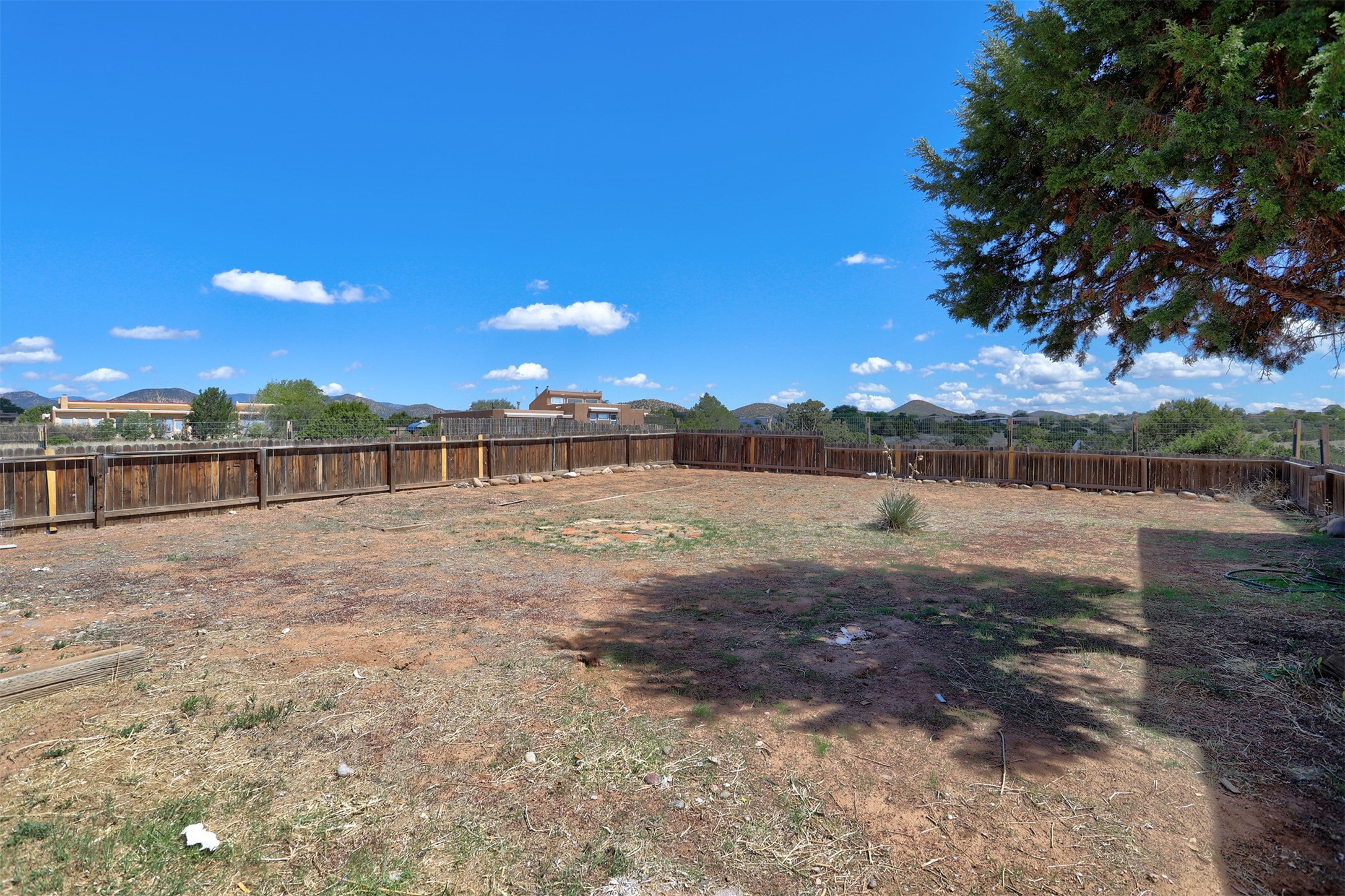 11 Valencia Loop